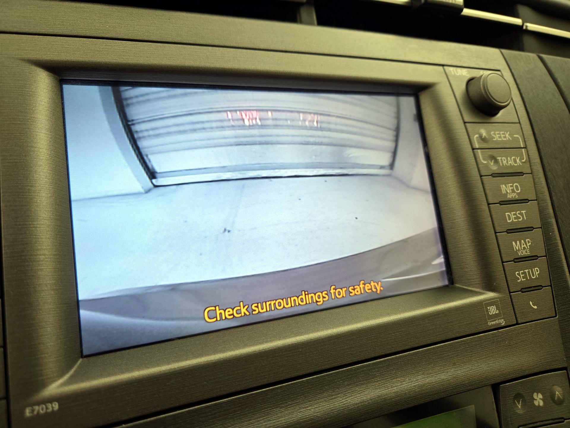 Thumbnail: 2014 Toyota Prius - 15