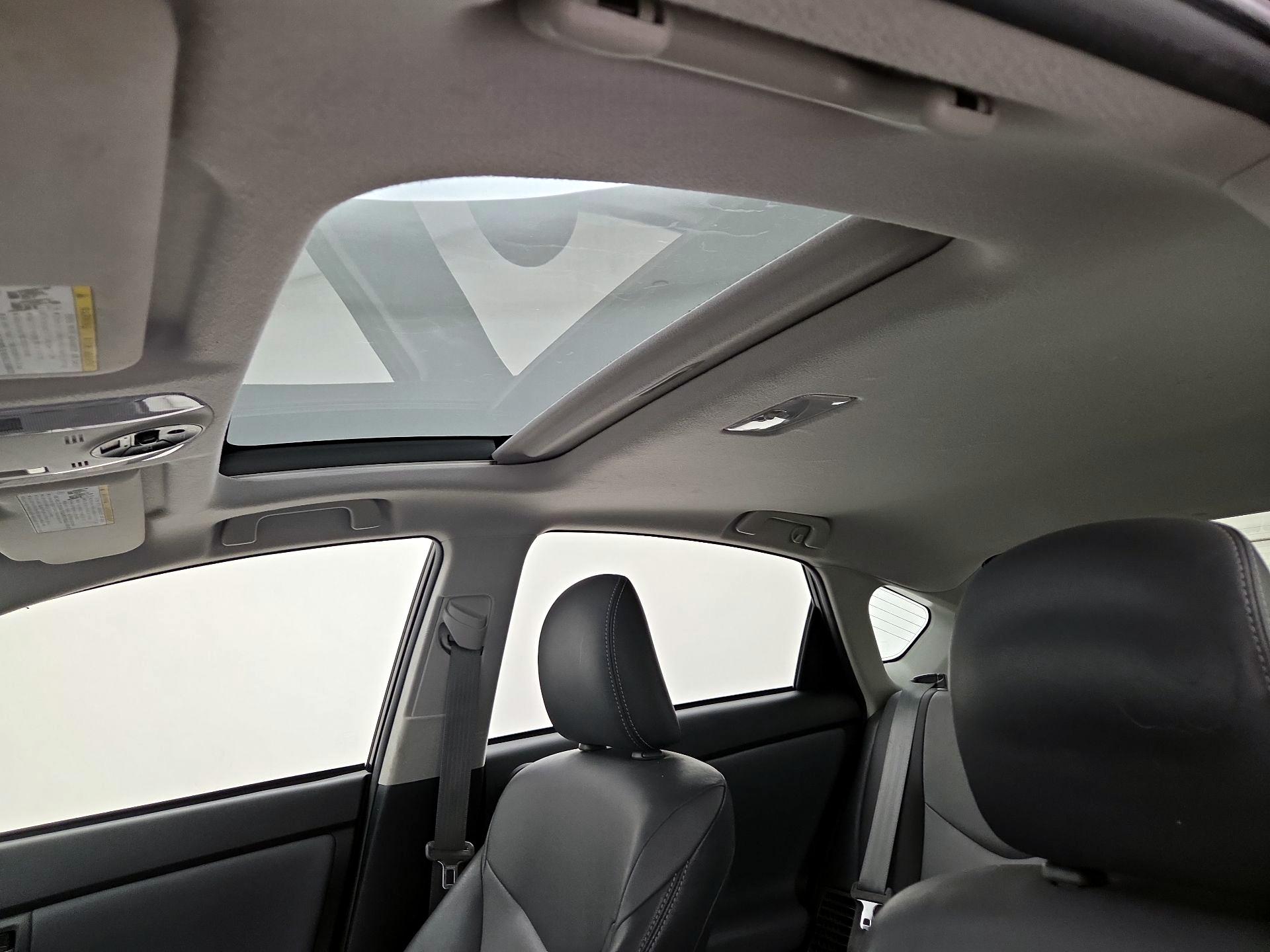 Thumbnail: 2014 Toyota Prius - 20