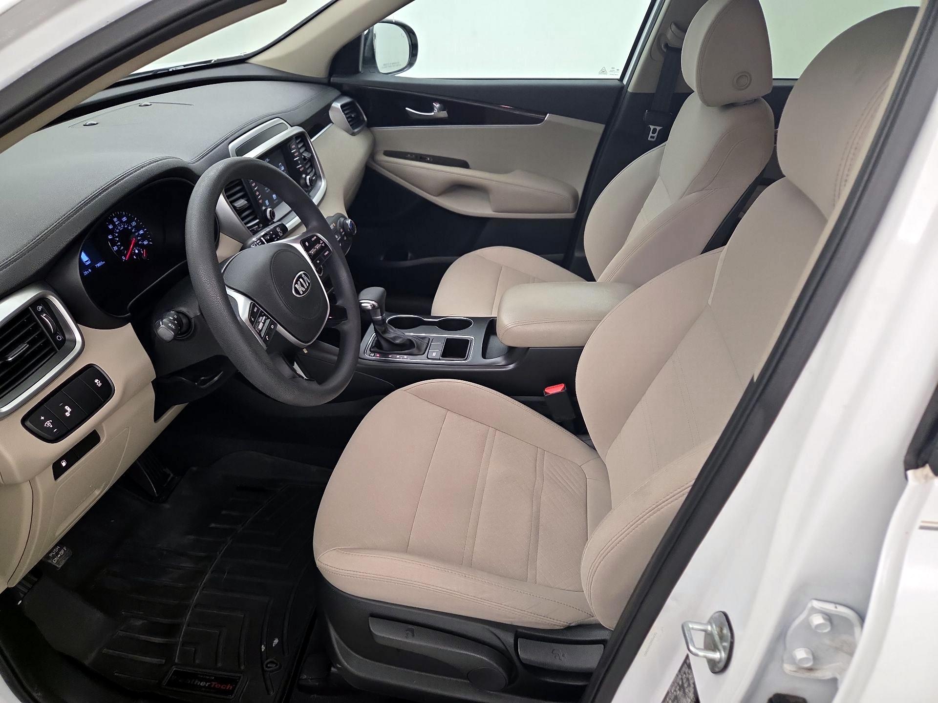 Thumbnail: 2019 Kia Sorento - 11