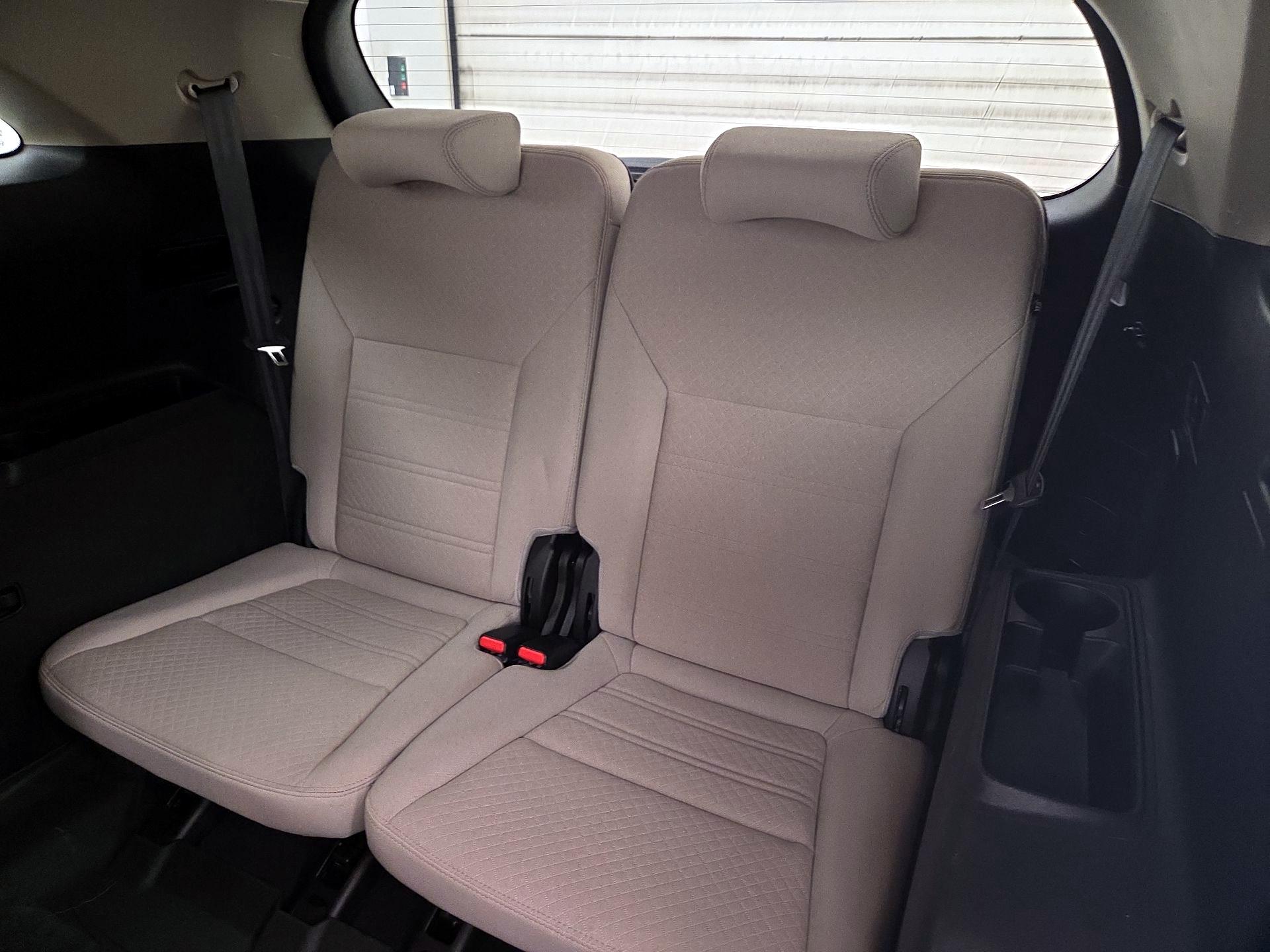 Thumbnail: 2019 Kia Sorento - 20