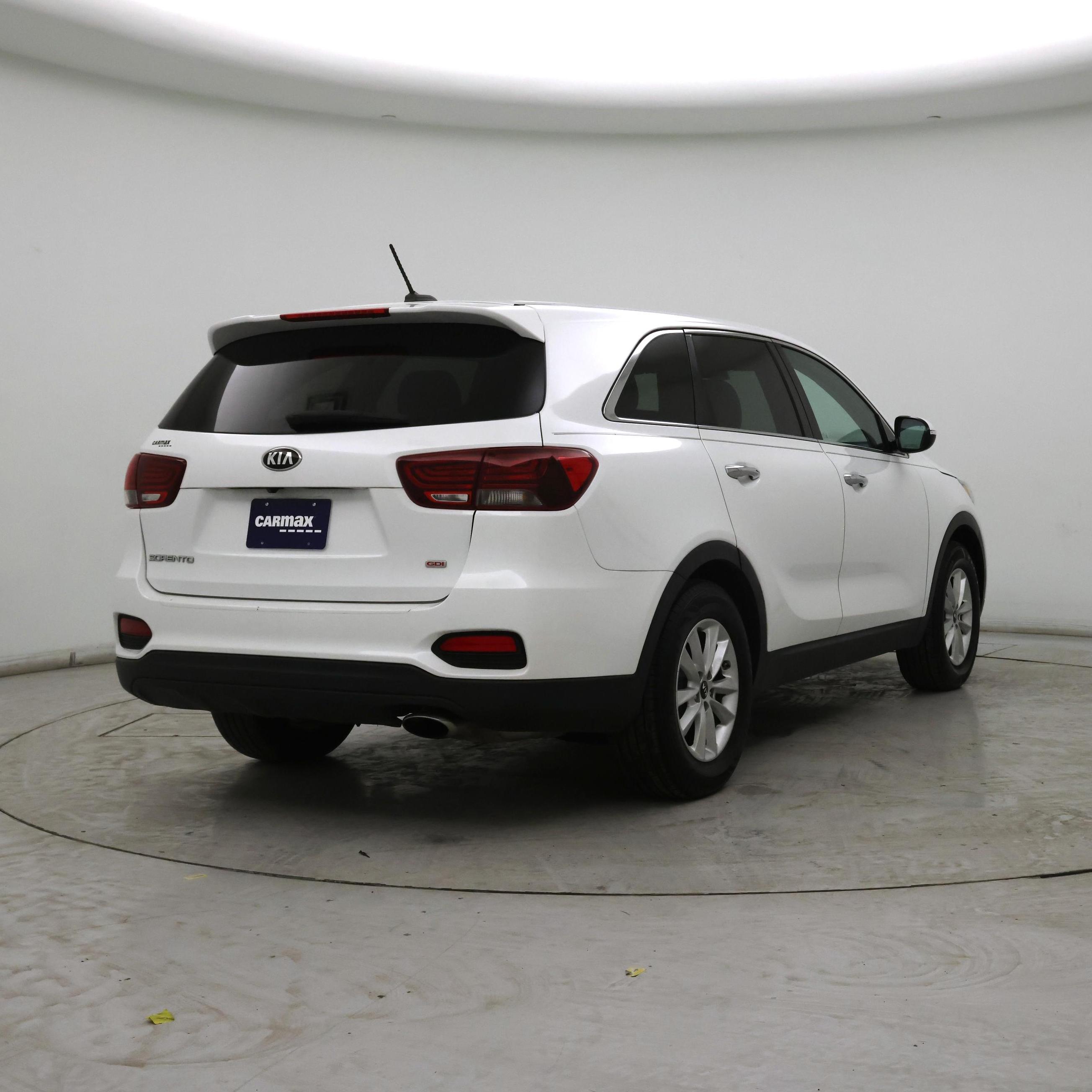 Thumbnail: 2019 Kia Sorento - 8