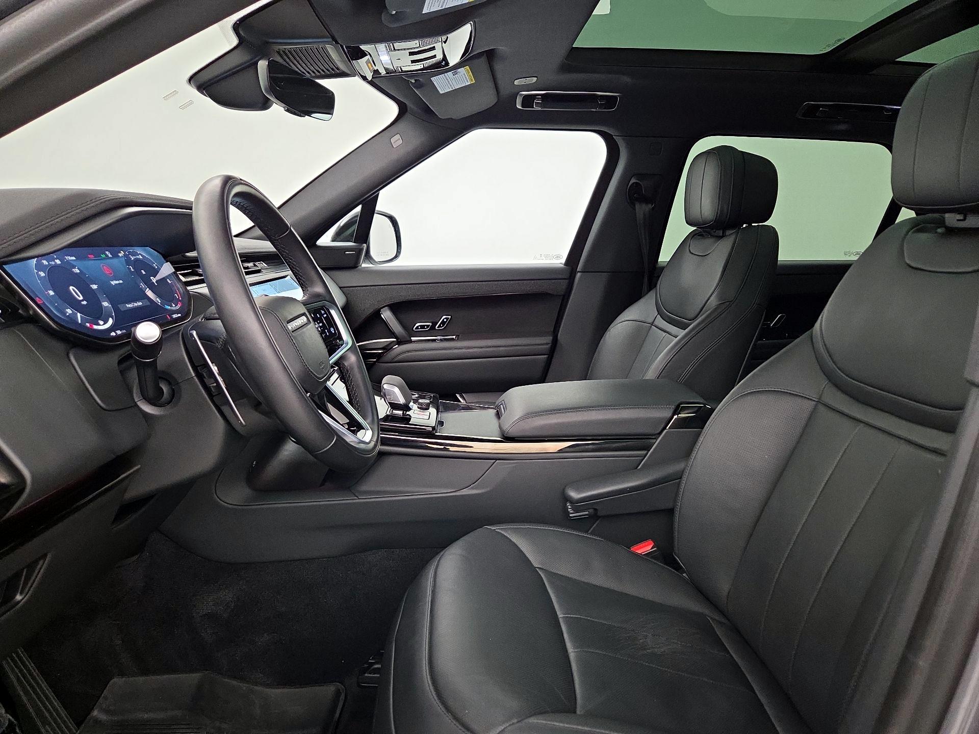 Thumbnail: 2023 Land Rover Range Rover Sport - 11