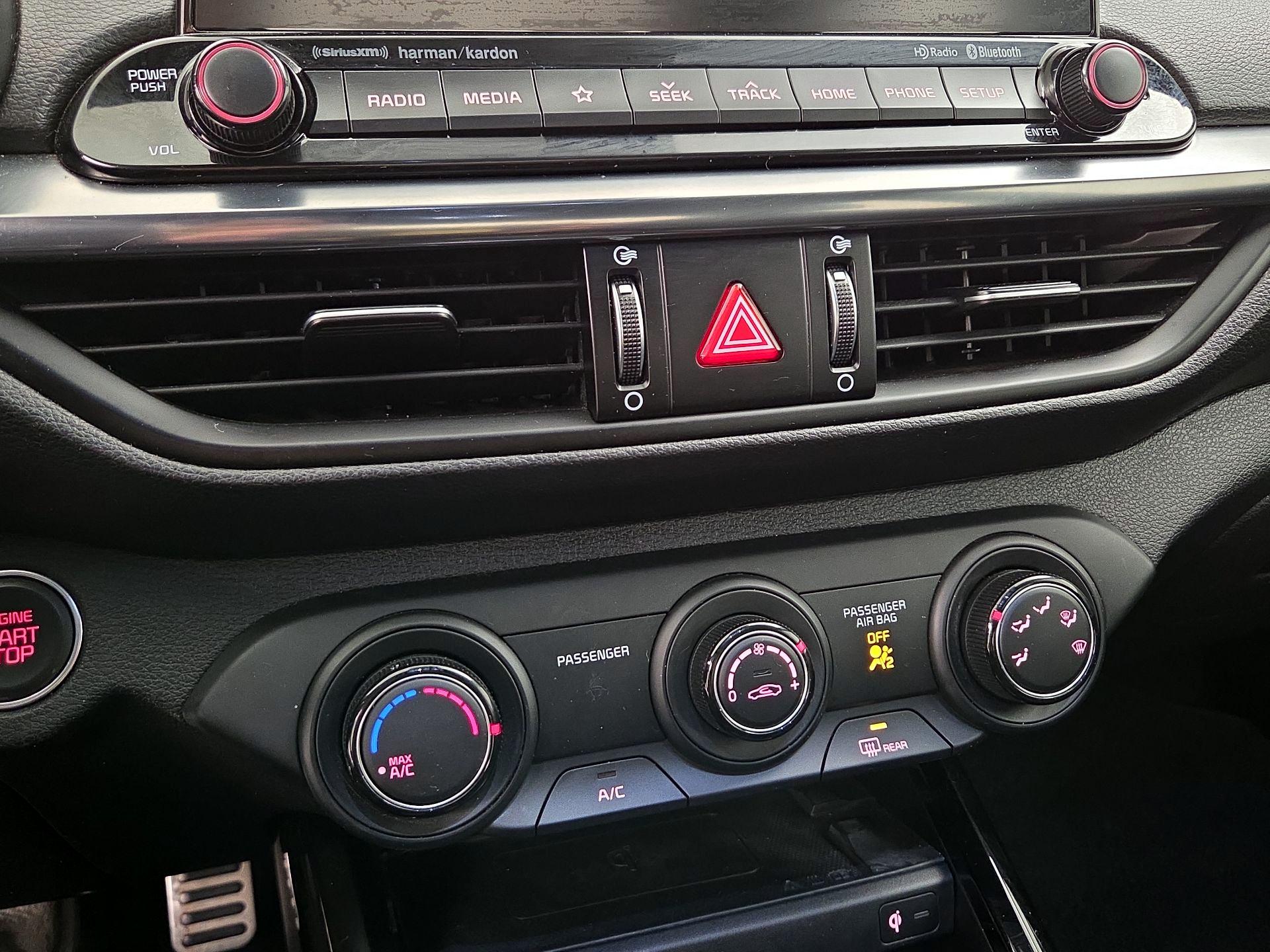 Thumbnail: 2020 Kia Forte - 16