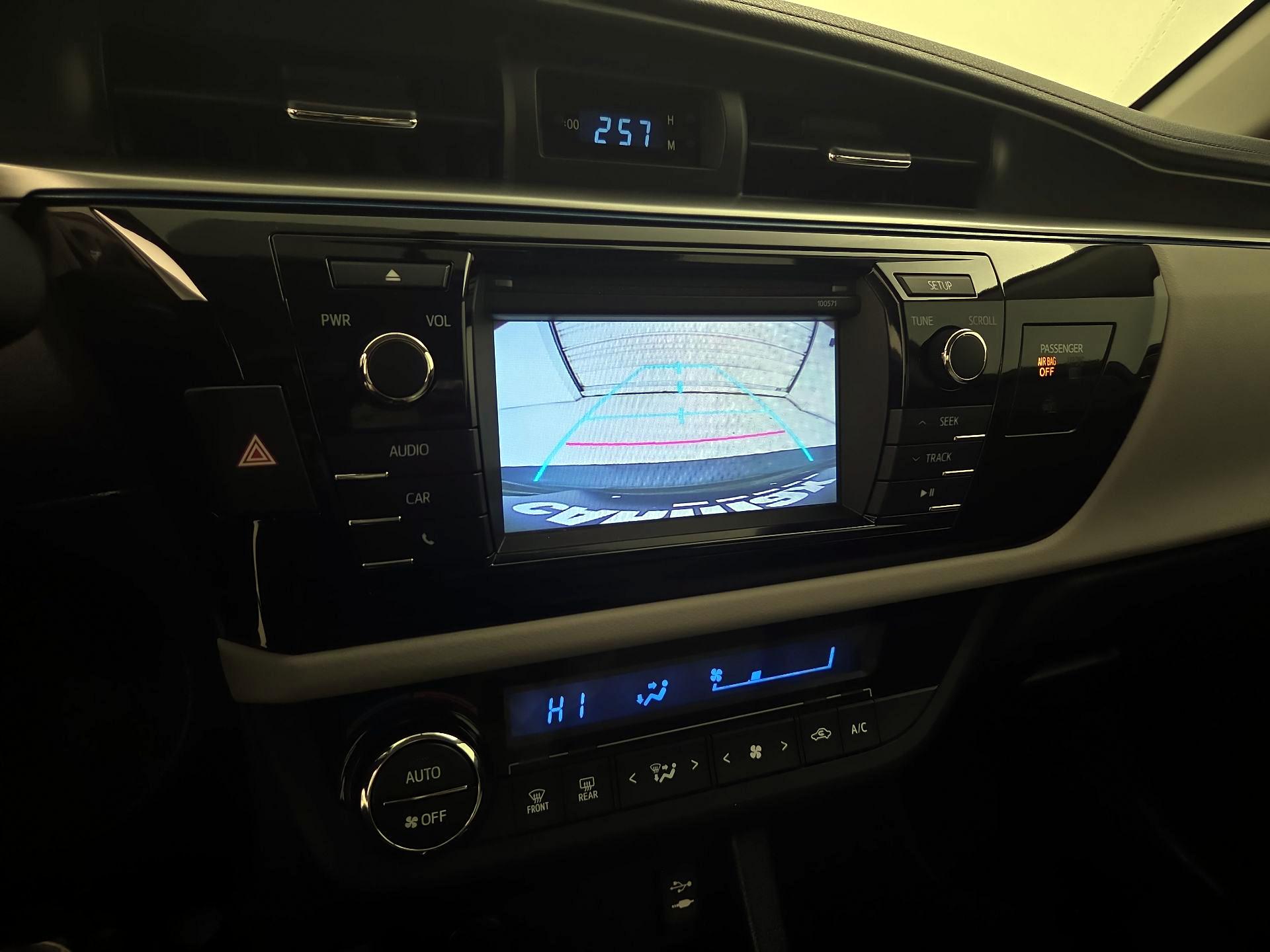 Thumbnail: 2016 Toyota Corolla - 14