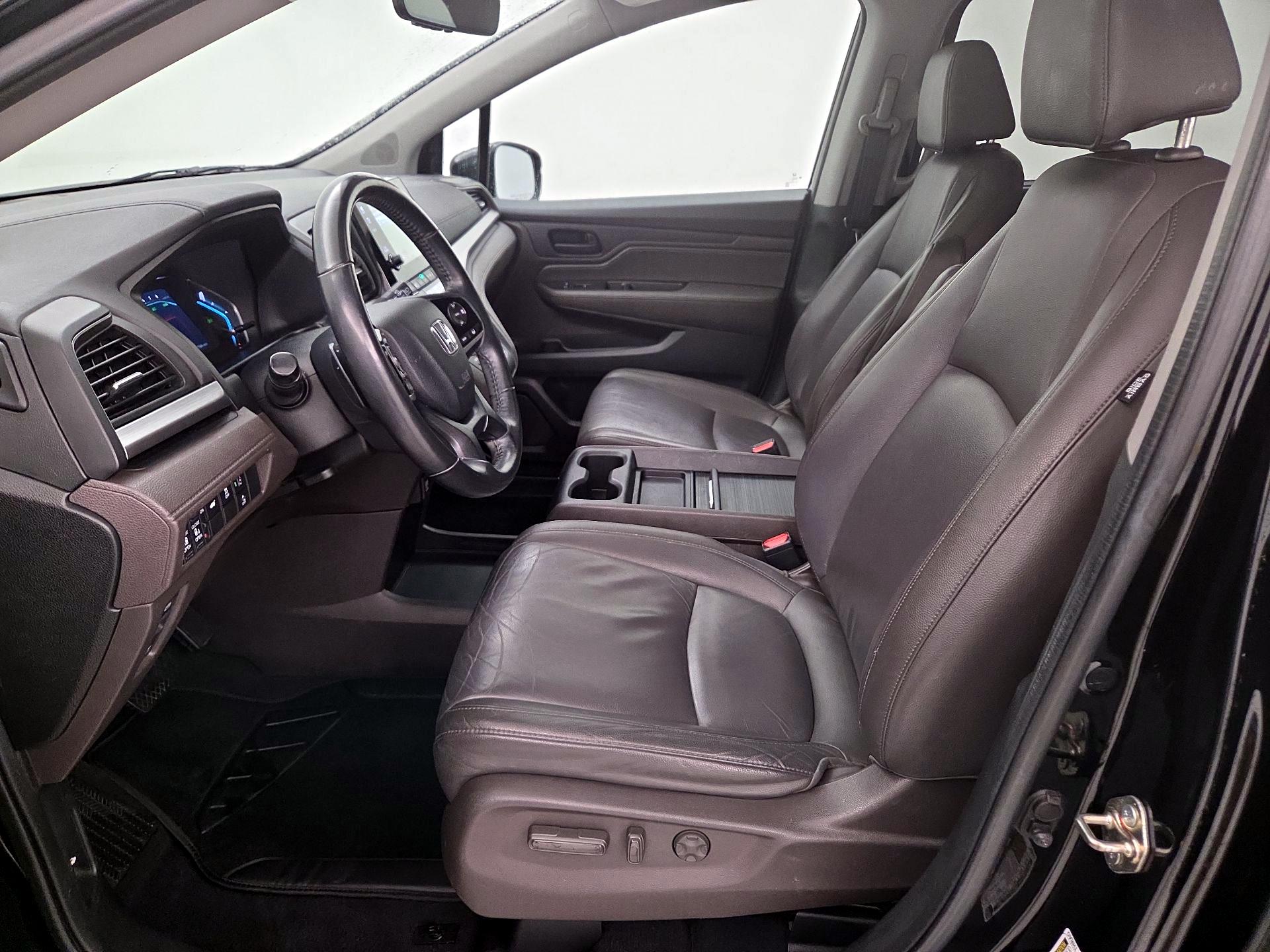 Thumbnail: 2018 Honda Odyssey - 11