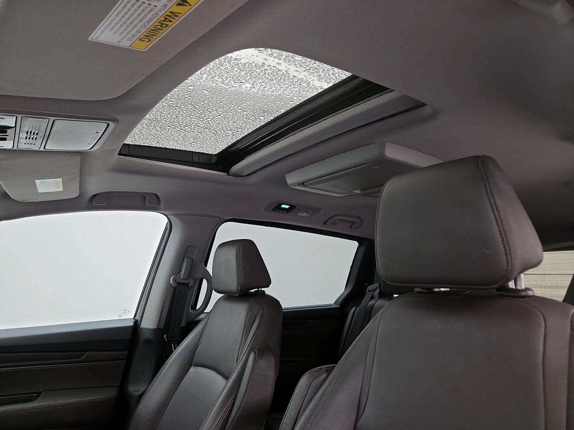 Thumbnail: 2018 Honda Odyssey - 20