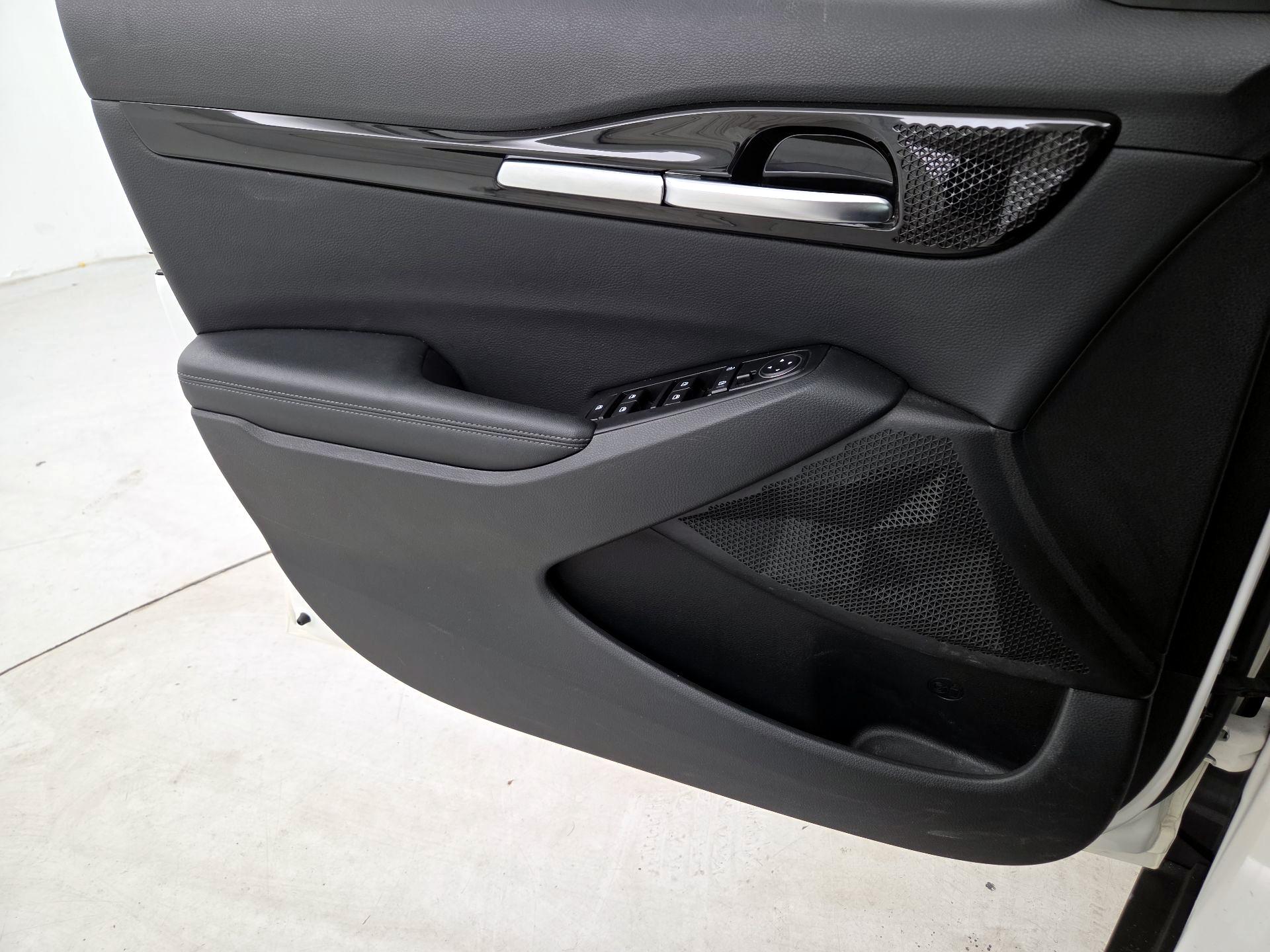 Thumbnail: 2021 Kia Seltos - 12