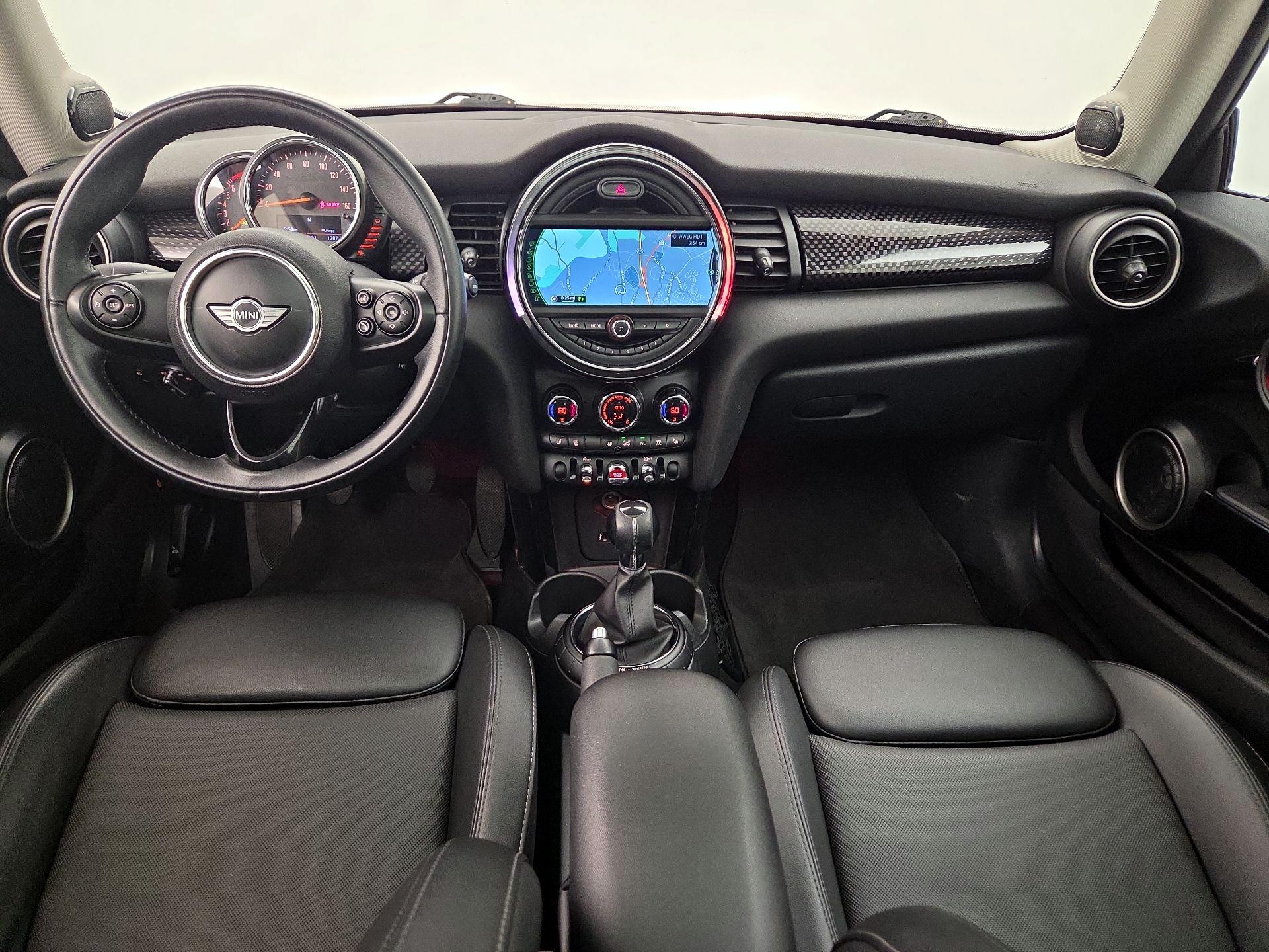 Thumbnail: 2015 MINI Cooper Hardtop - 9