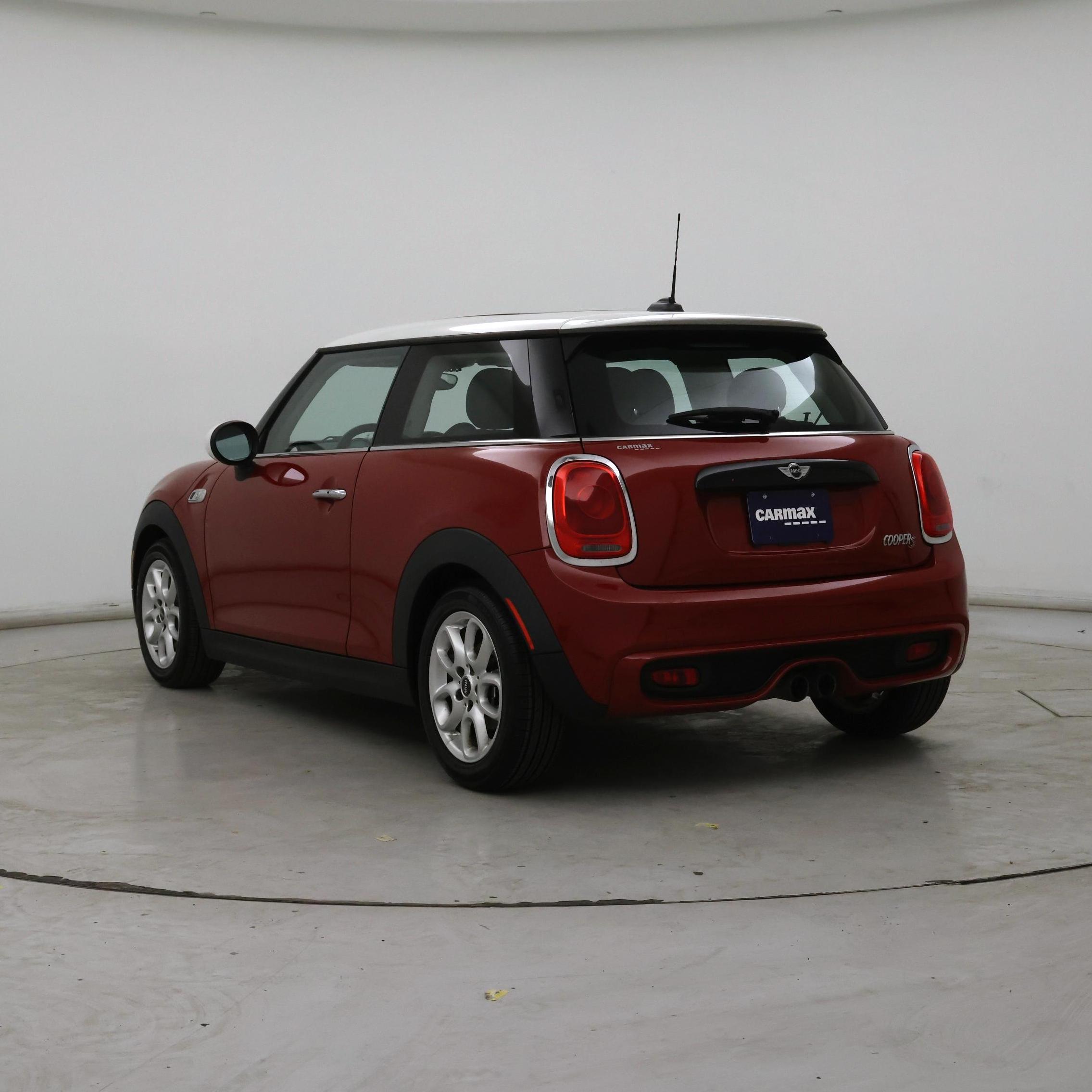 Thumbnail: 2015 MINI Cooper Hardtop - 2