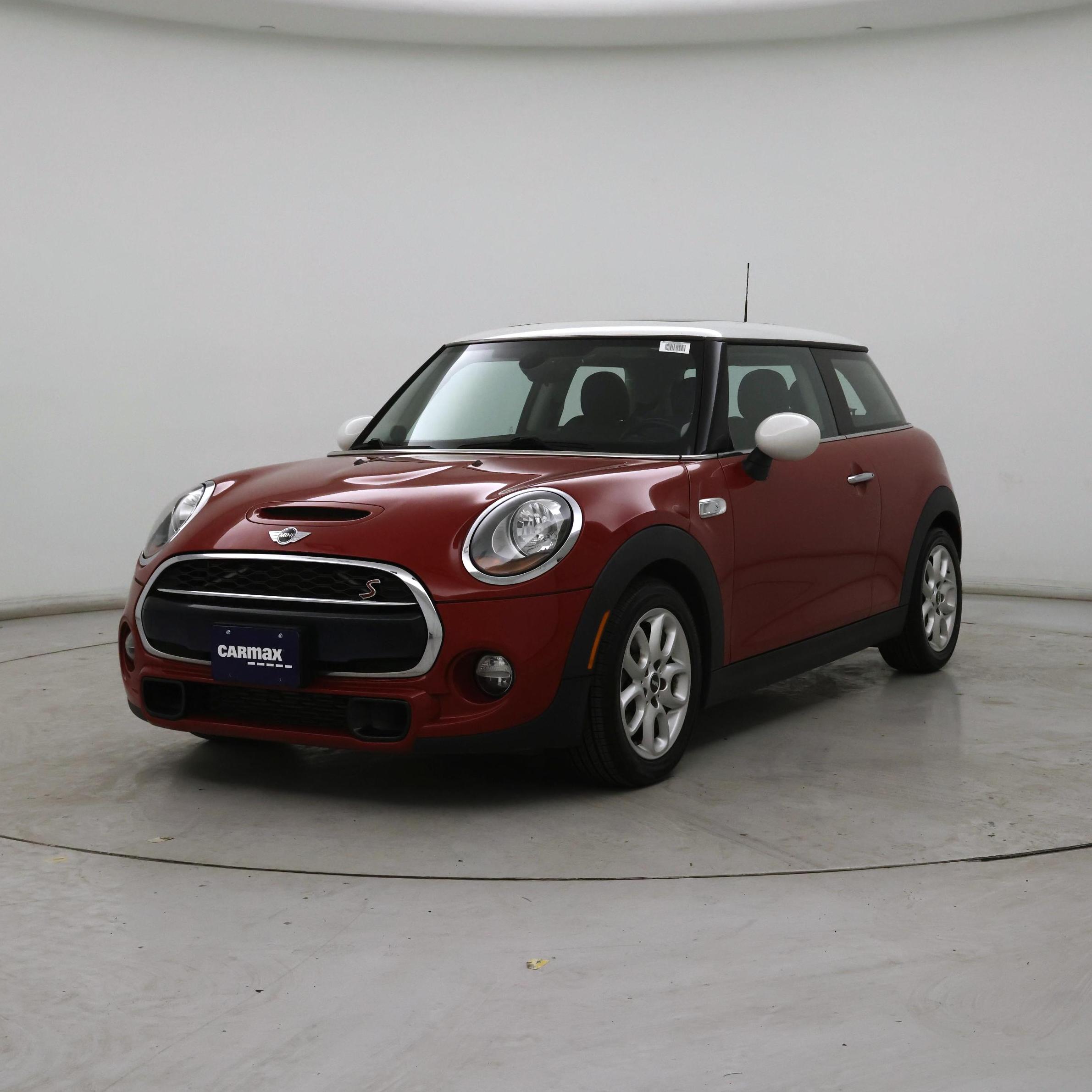 Thumbnail: 2015 MINI Cooper Hardtop - 4