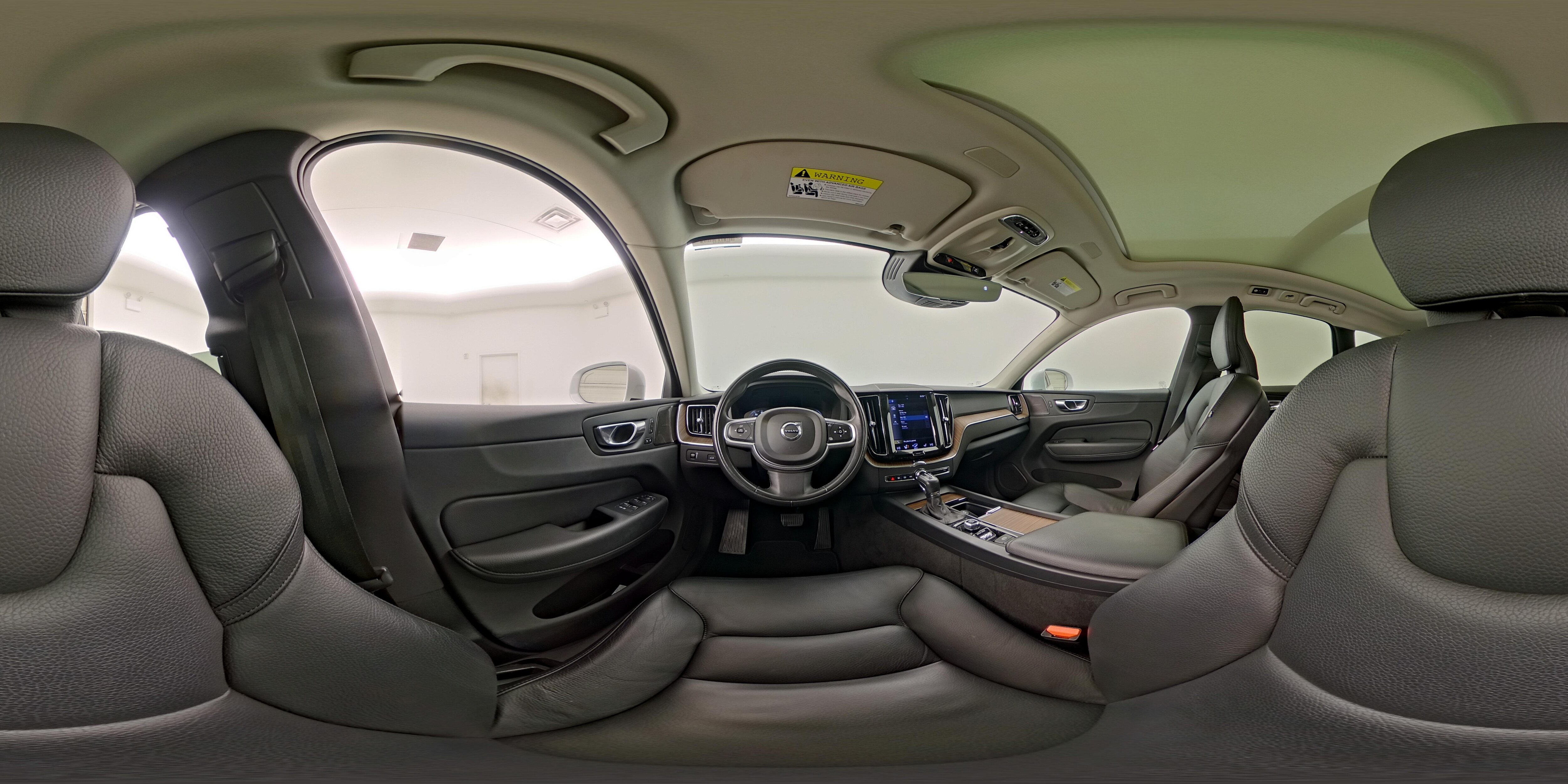 2021 Volvo XC60 Momentum - Photo 28