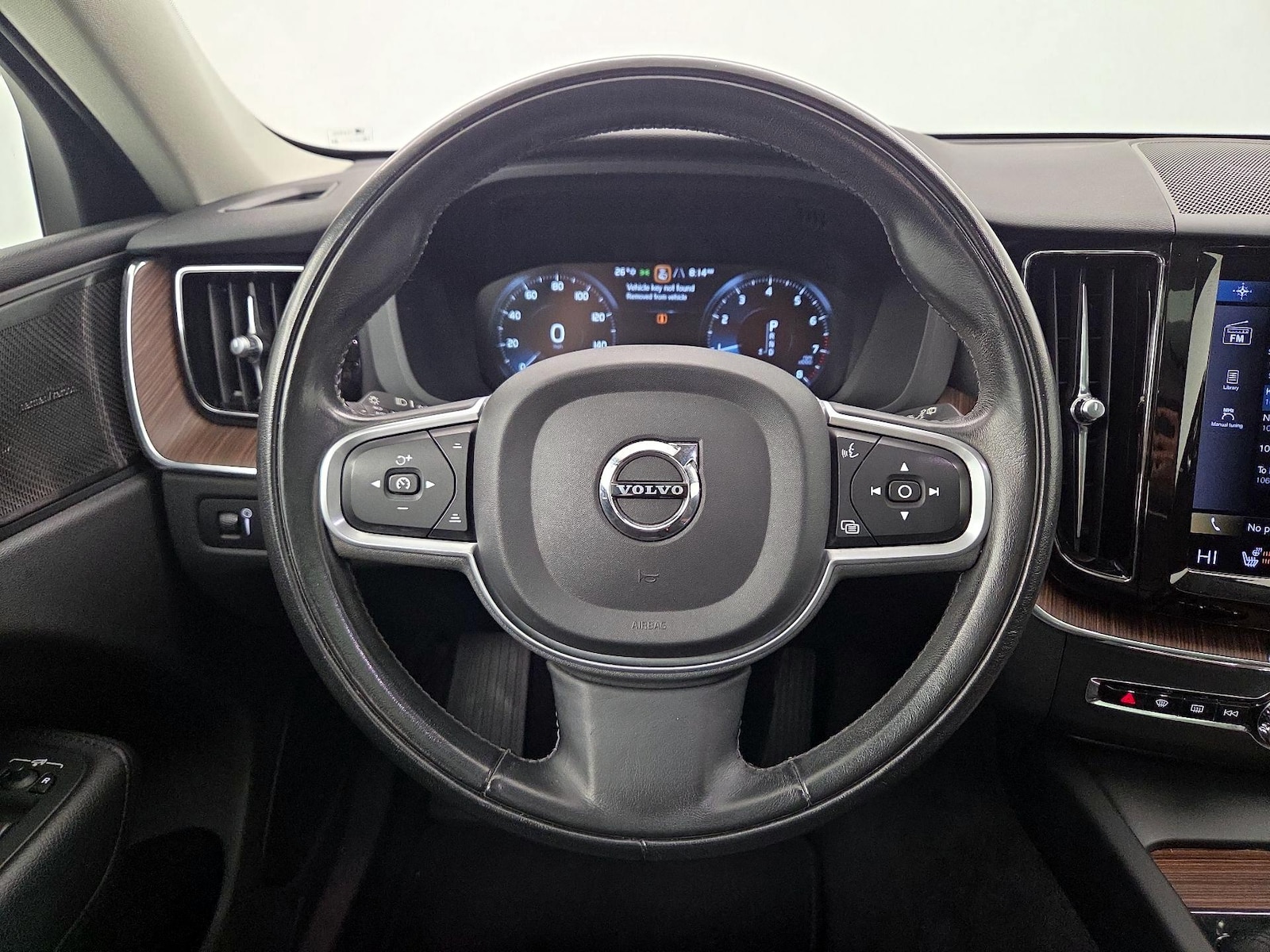 2021 Volvo XC60 Momentum - Photo 11