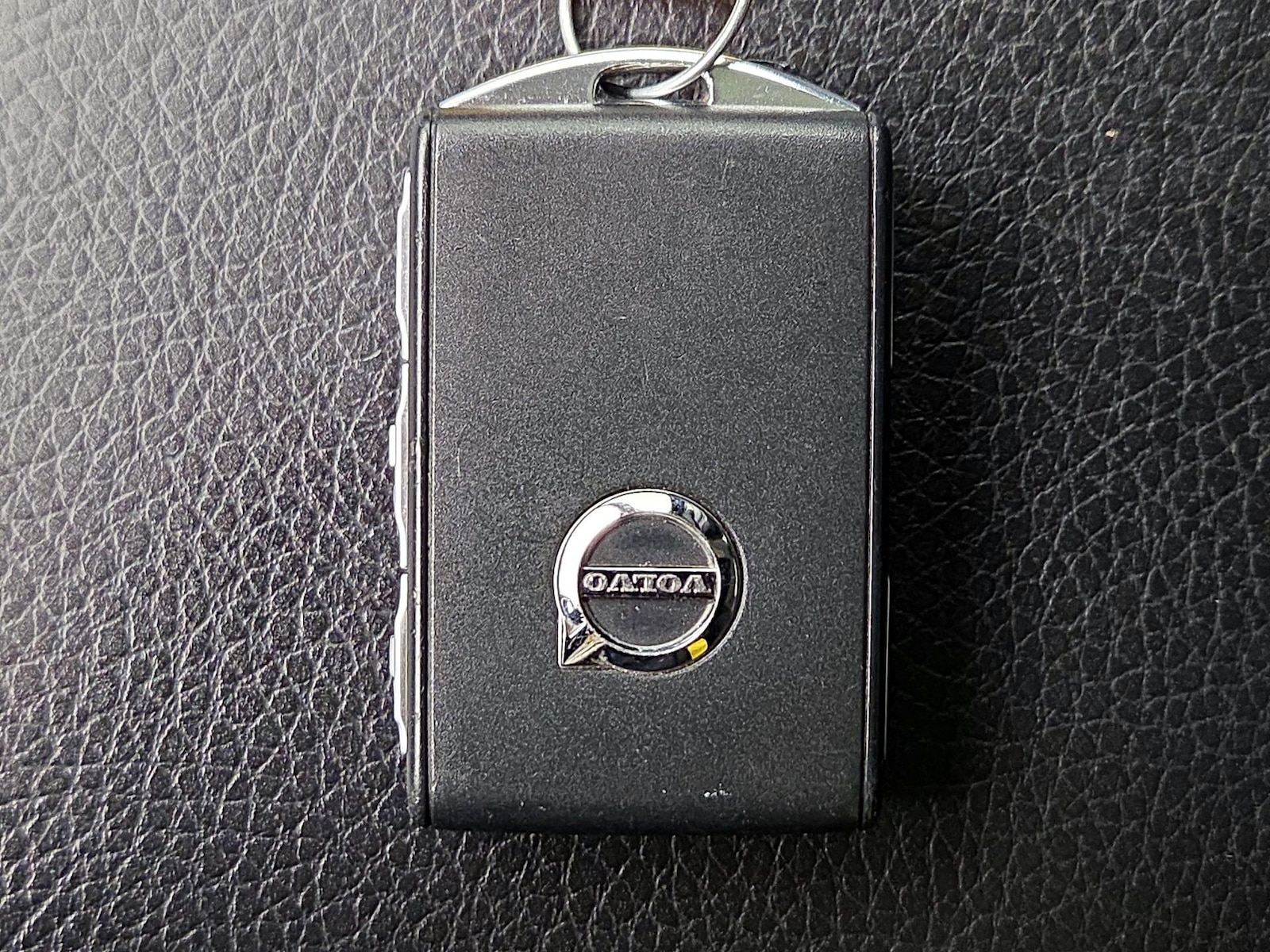 2021 Volvo XC60 Momentum - Photo 25