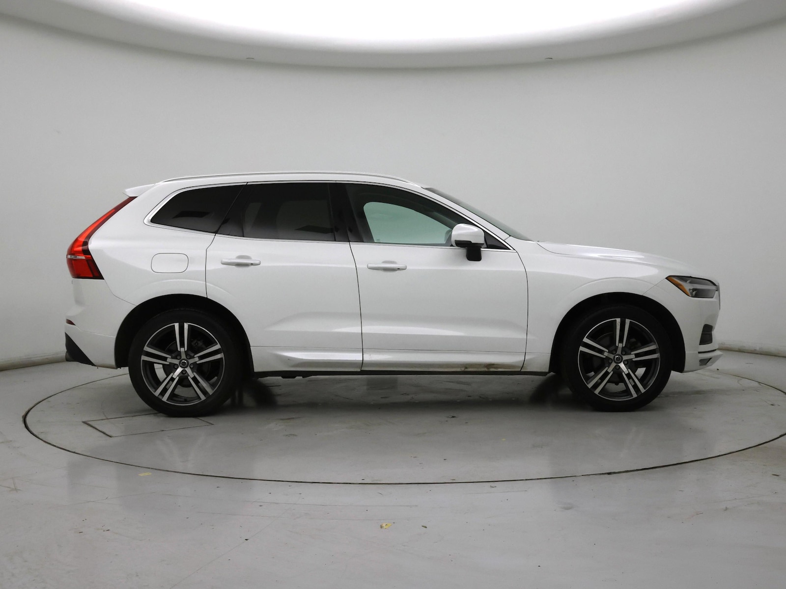 2021 Volvo XC60 Momentum - Photo 8