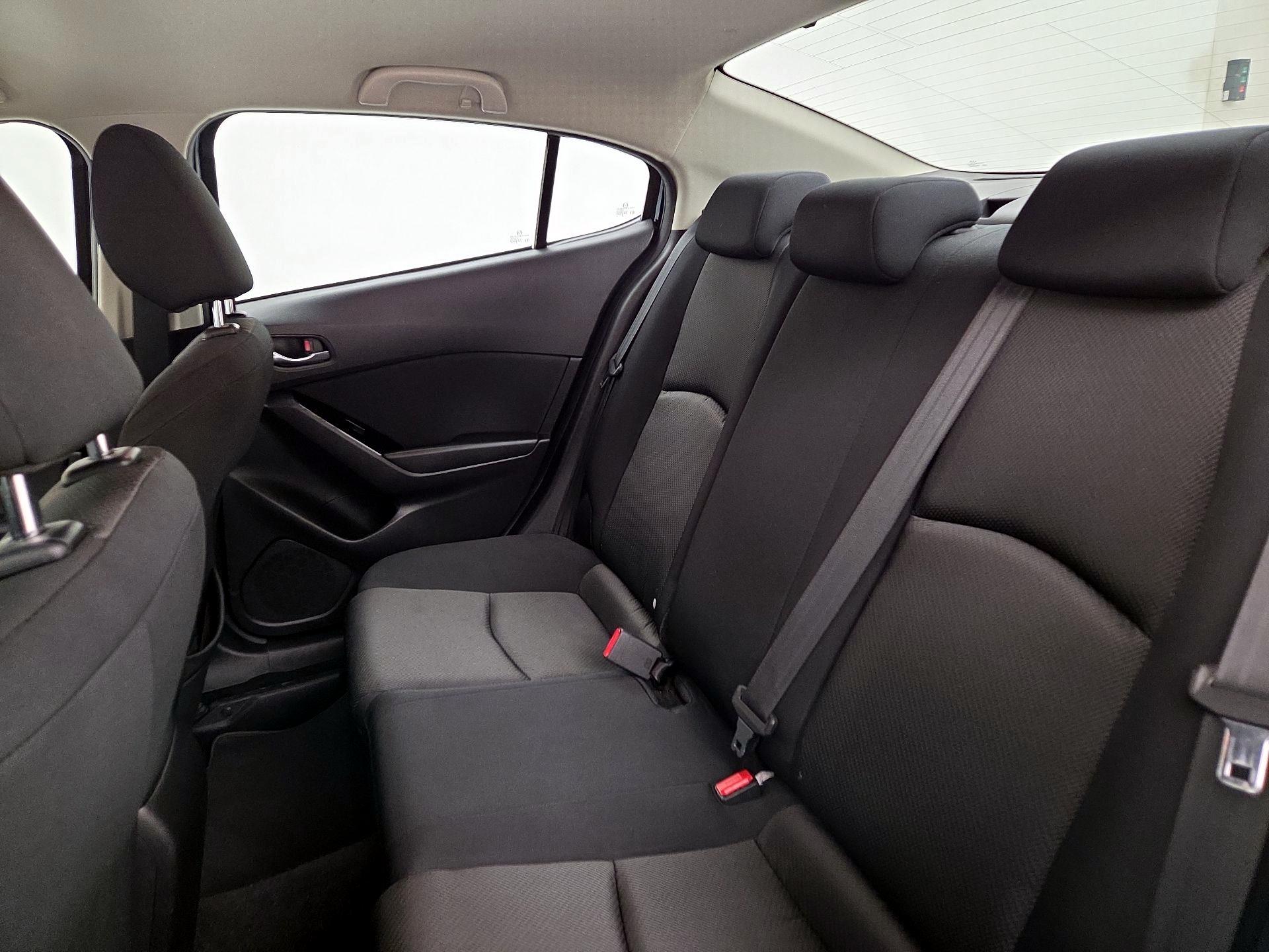 Thumbnail: 2017 Mazda Mazda3 - 19