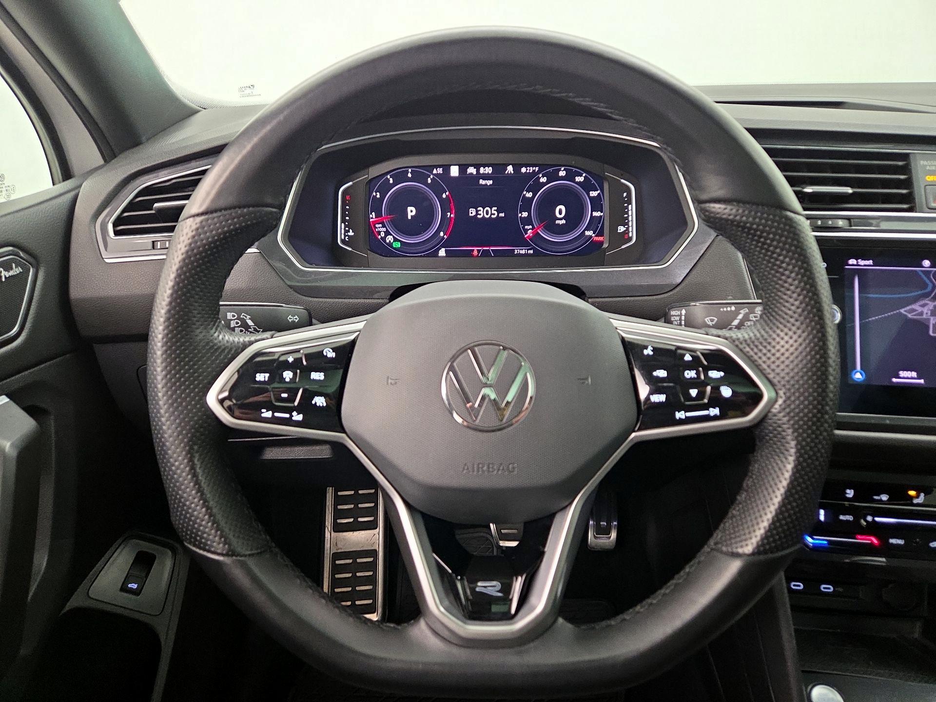 Thumbnail: 2022 Volkswagen Tiguan - 10