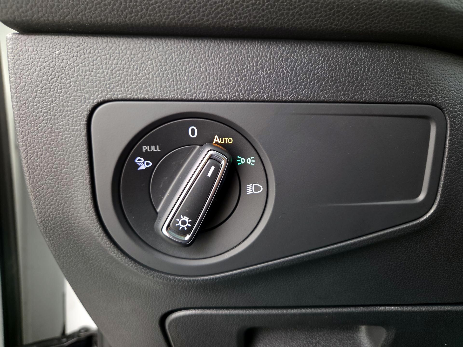 Thumbnail: 2022 Volkswagen Tiguan - 13