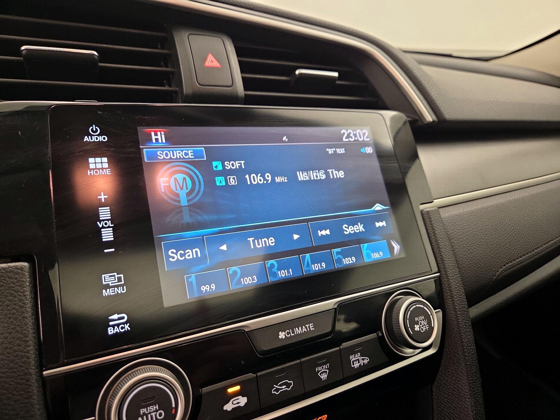 Thumbnail: 2016 Honda Civic - 15