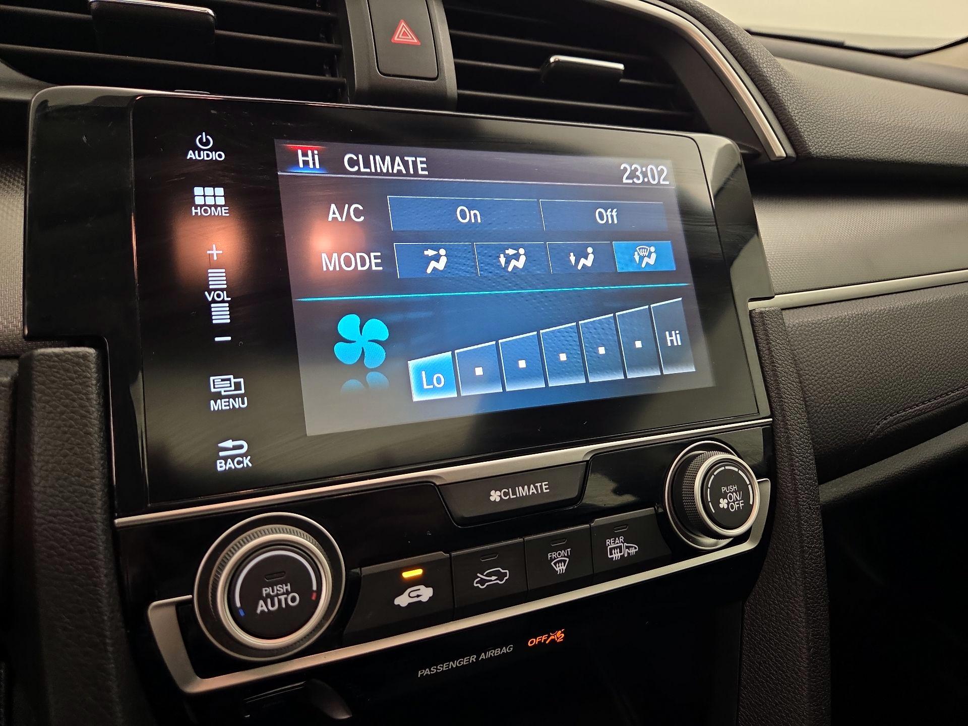 Thumbnail: 2016 Honda Civic - 16