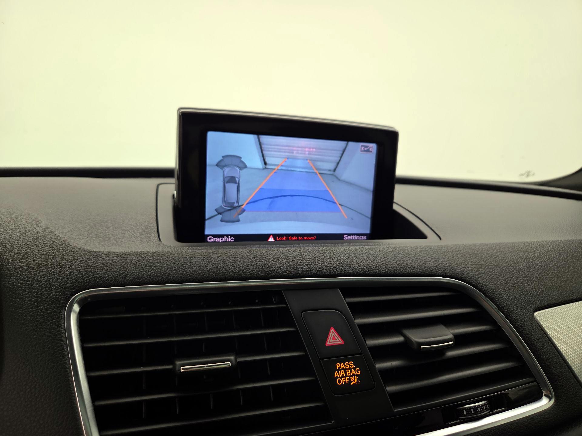 Thumbnail: 2017 Audi Q3 - 15