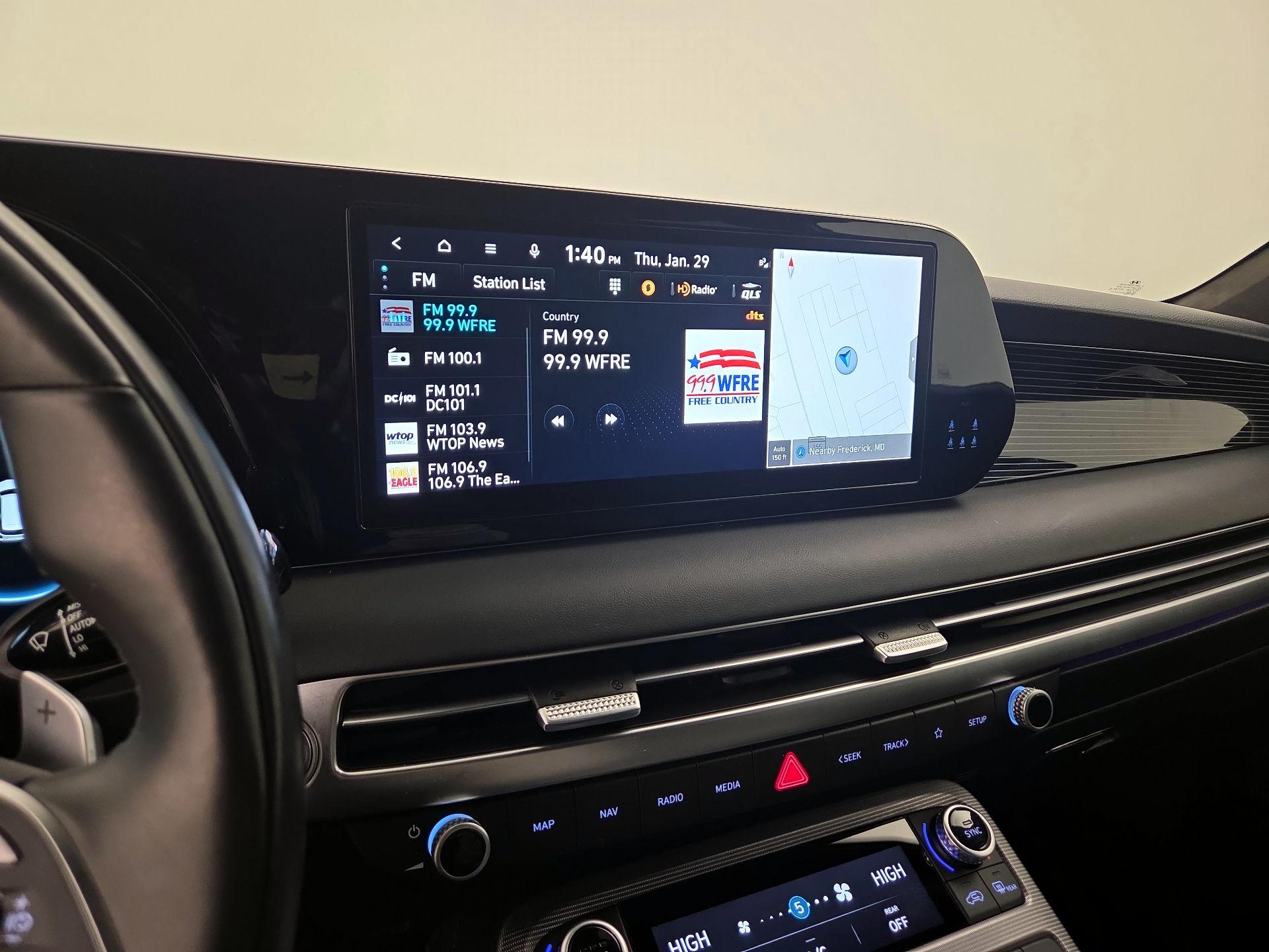 Thumbnail: 2023 Hyundai Palisade - 16