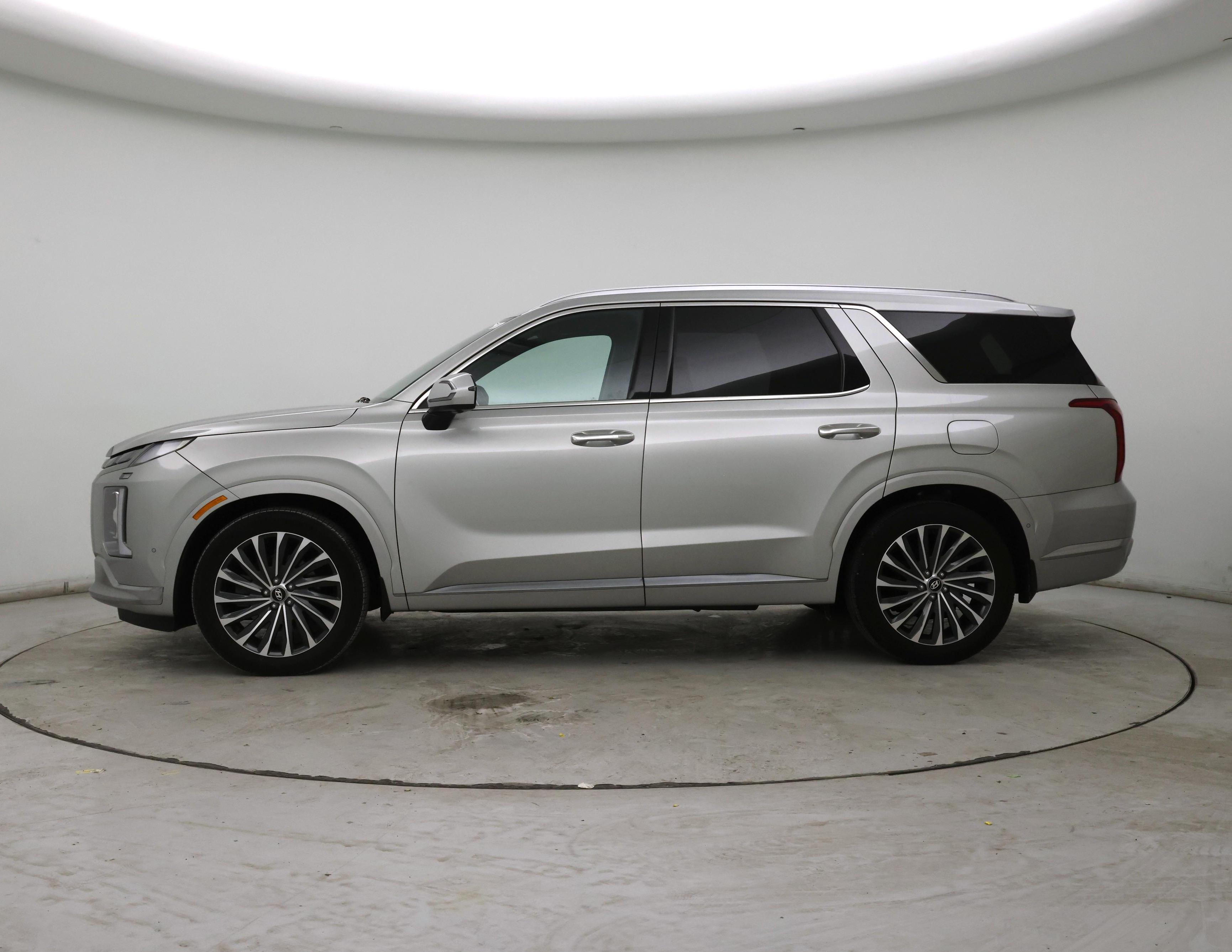 Thumbnail: 2023 Hyundai Palisade - 3