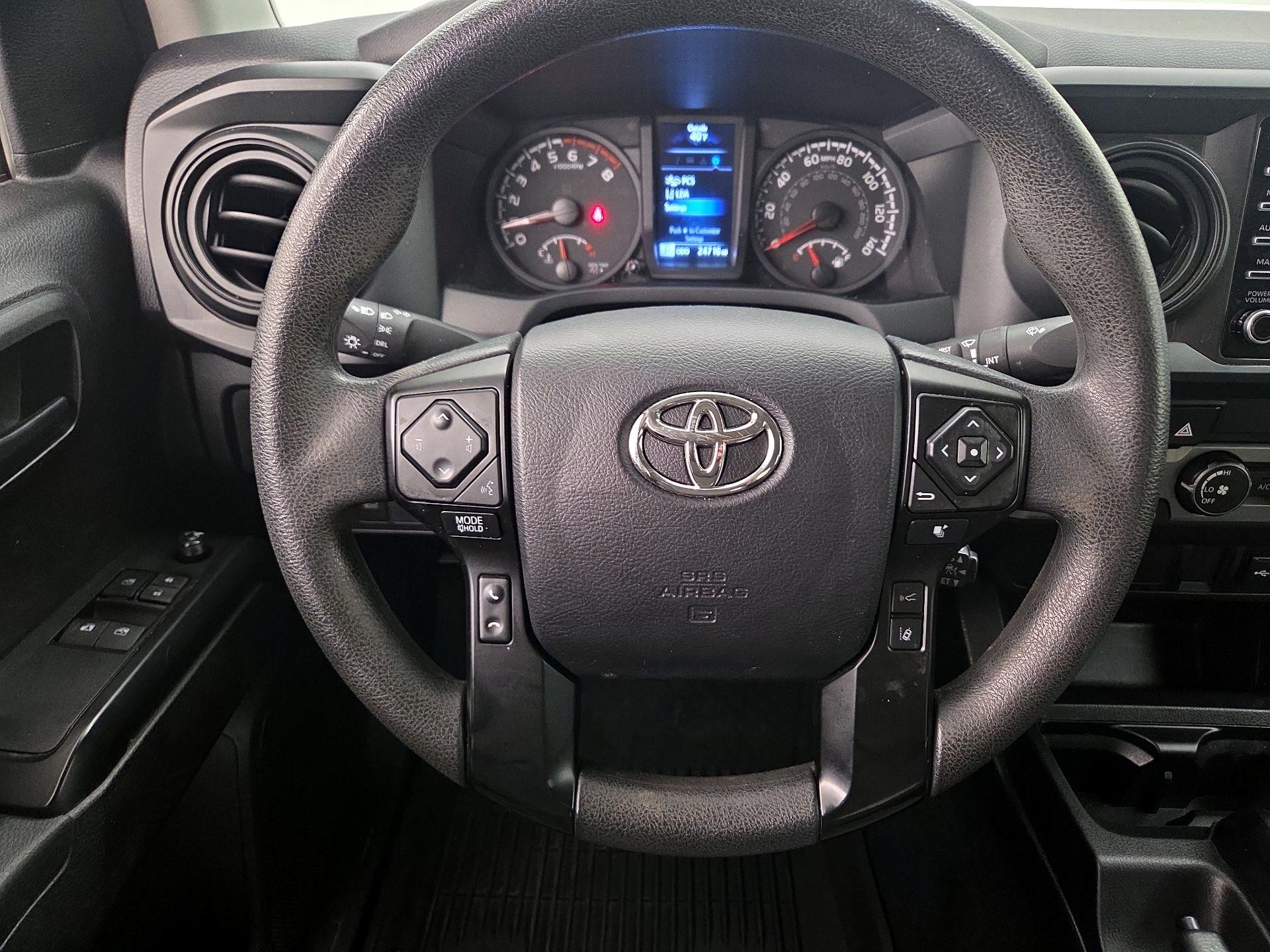 Thumbnail: 2022 Toyota Tacoma - 10