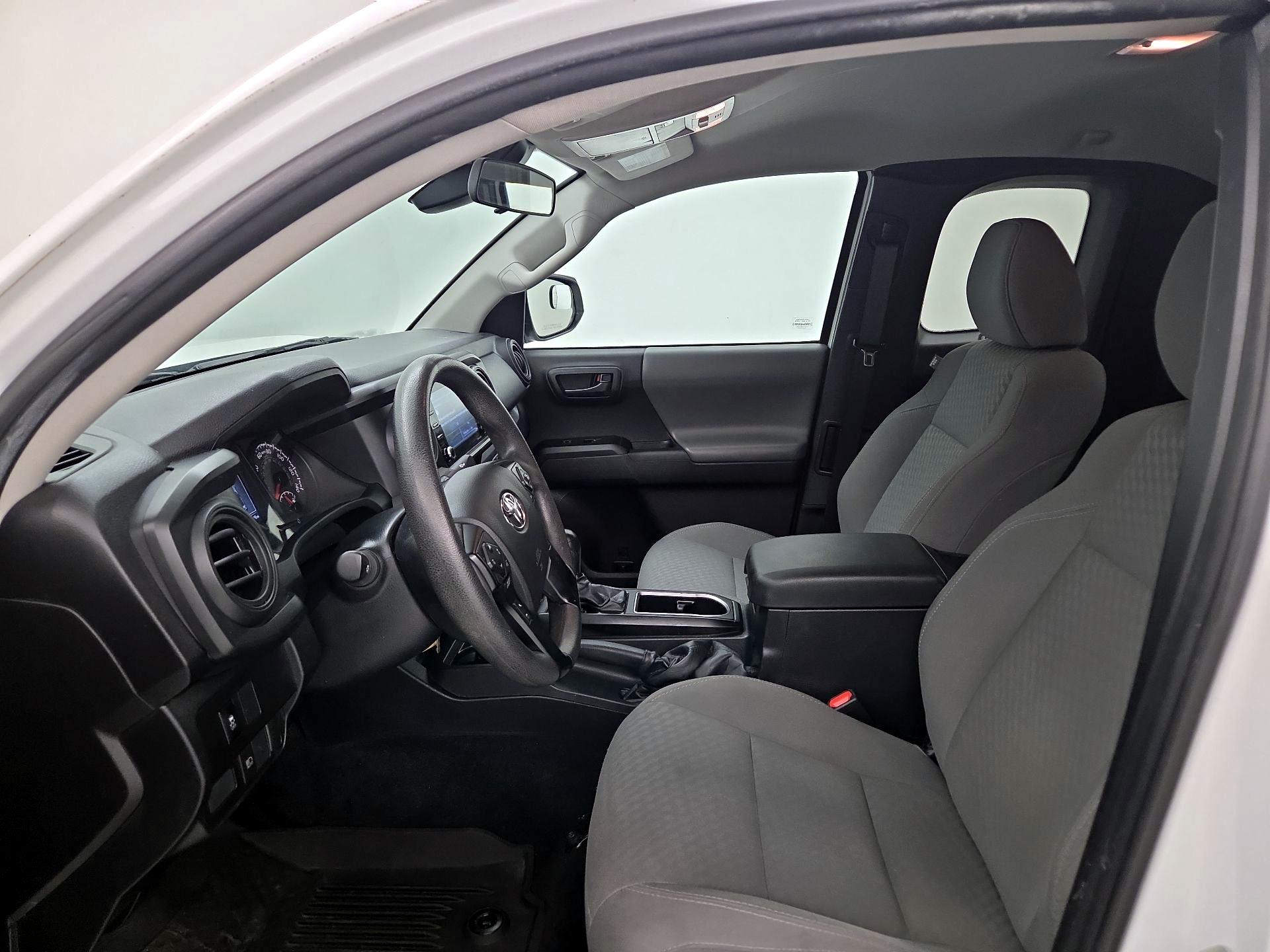 Thumbnail: 2022 Toyota Tacoma - 11