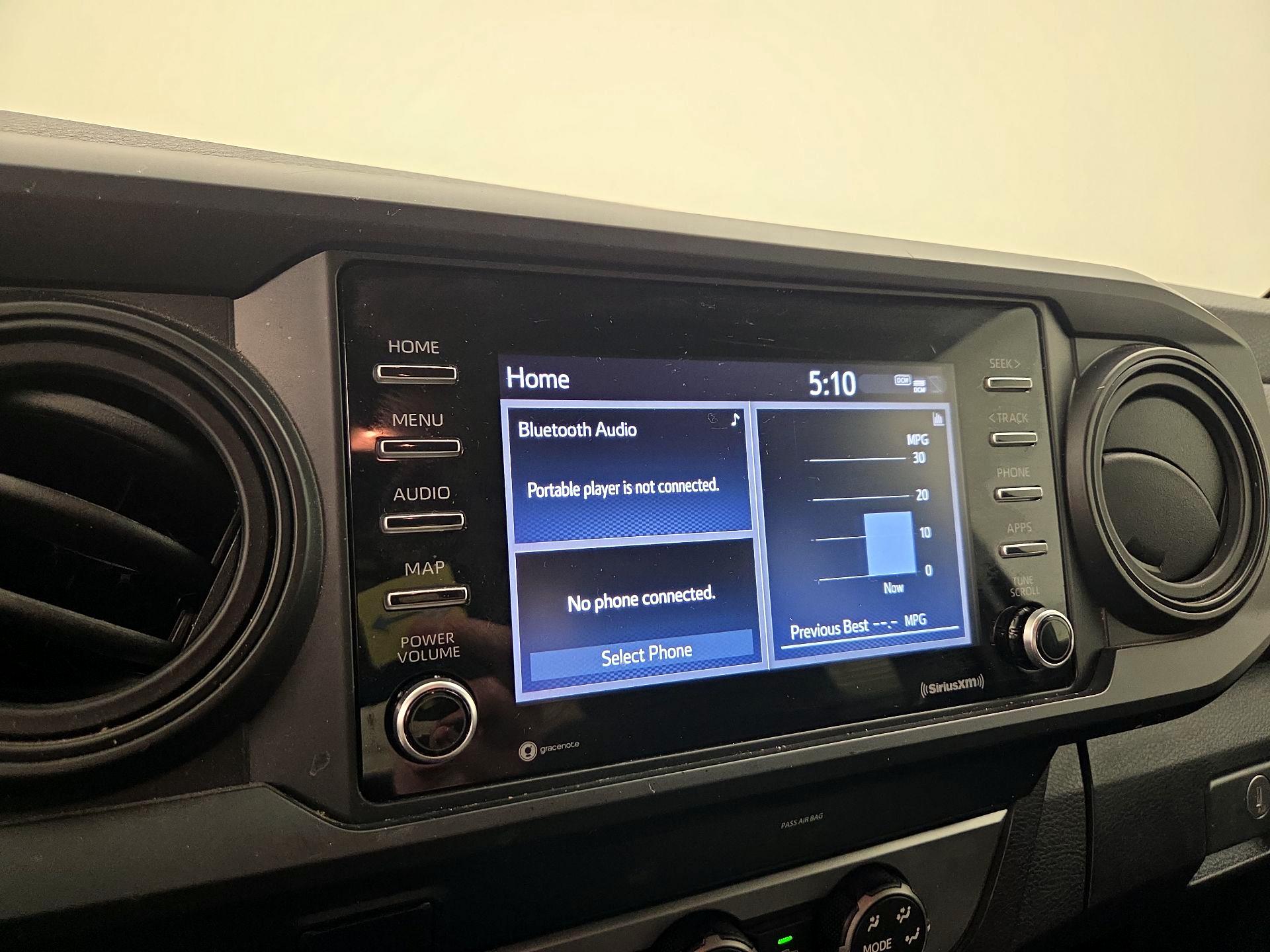 Thumbnail: 2022 Toyota Tacoma - 15