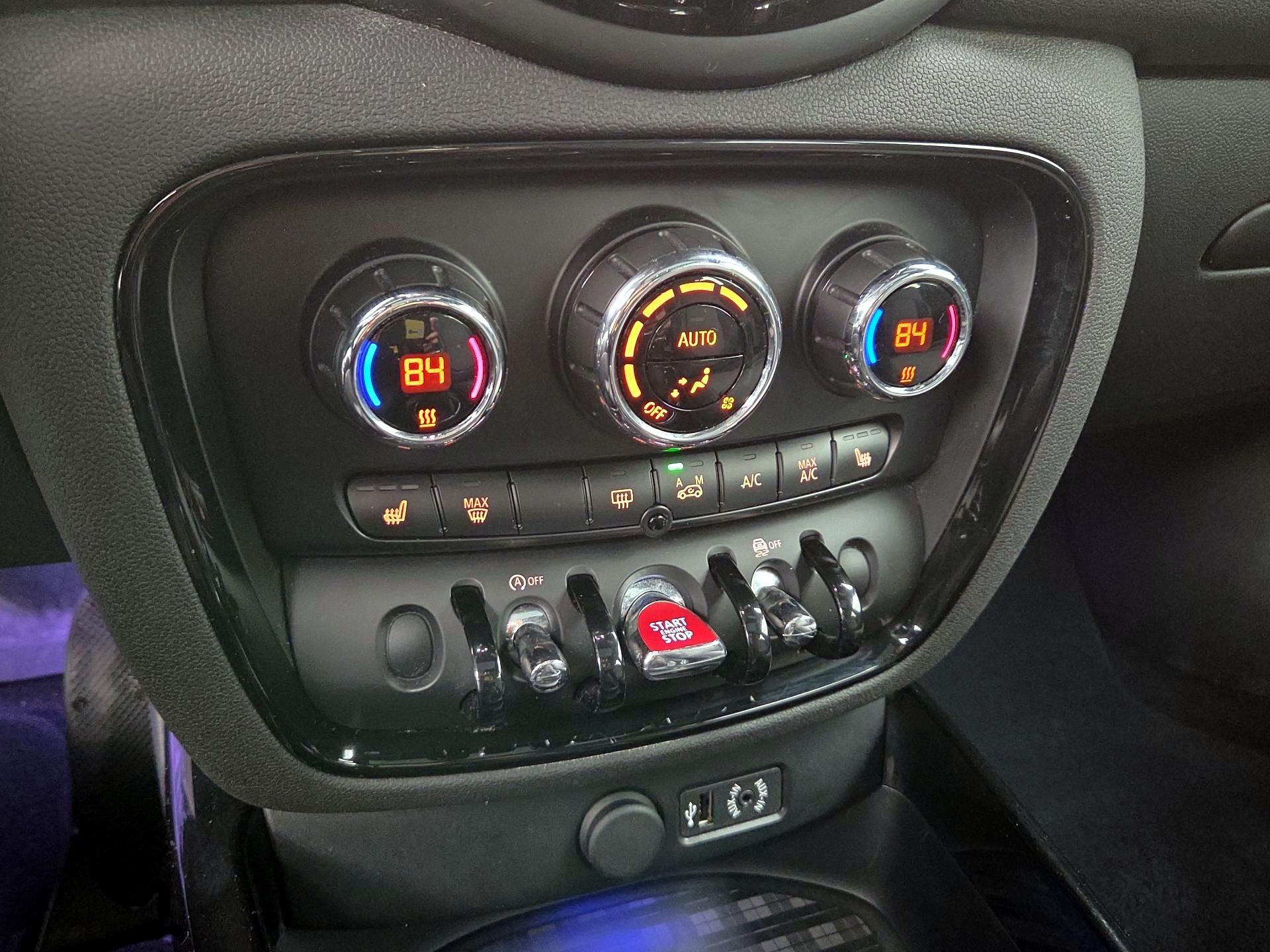 Thumbnail: 2016 MINI Cooper Clubman - 15