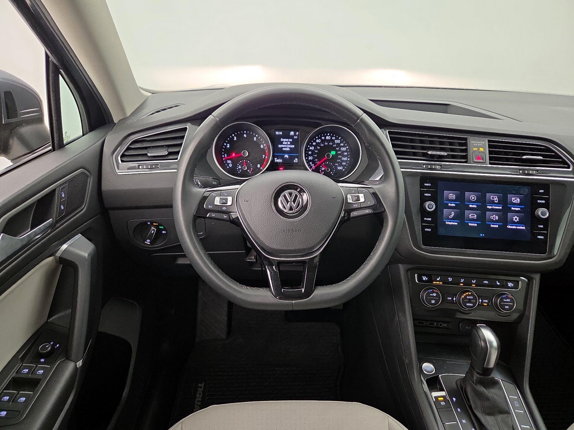 Thumbnail: 2020 Volkswagen Tiguan - 10