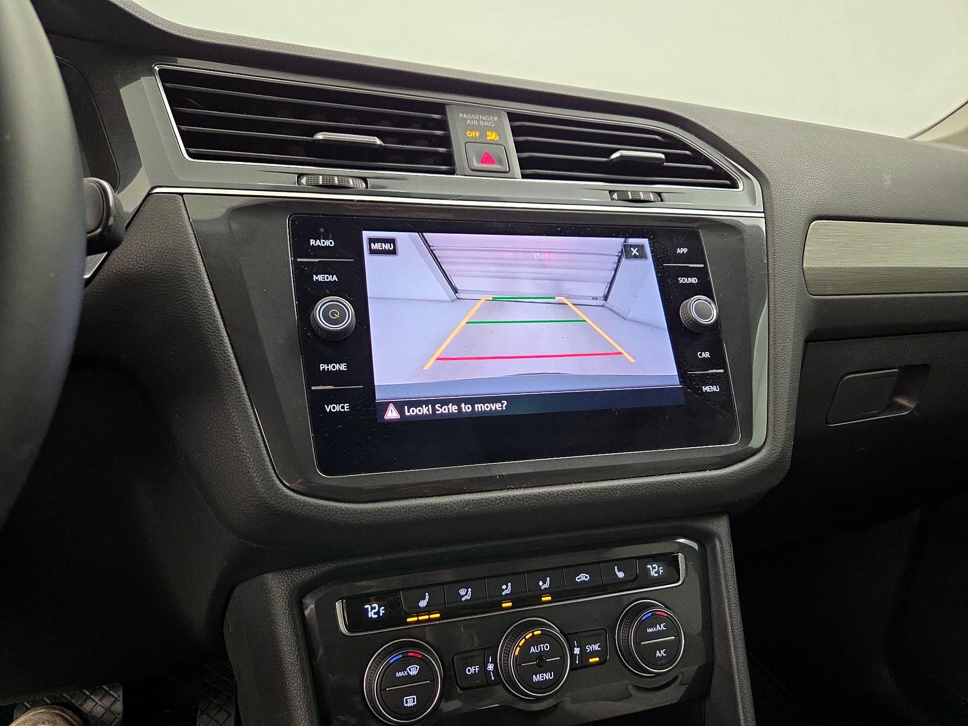 Thumbnail: 2020 Volkswagen Tiguan - 14