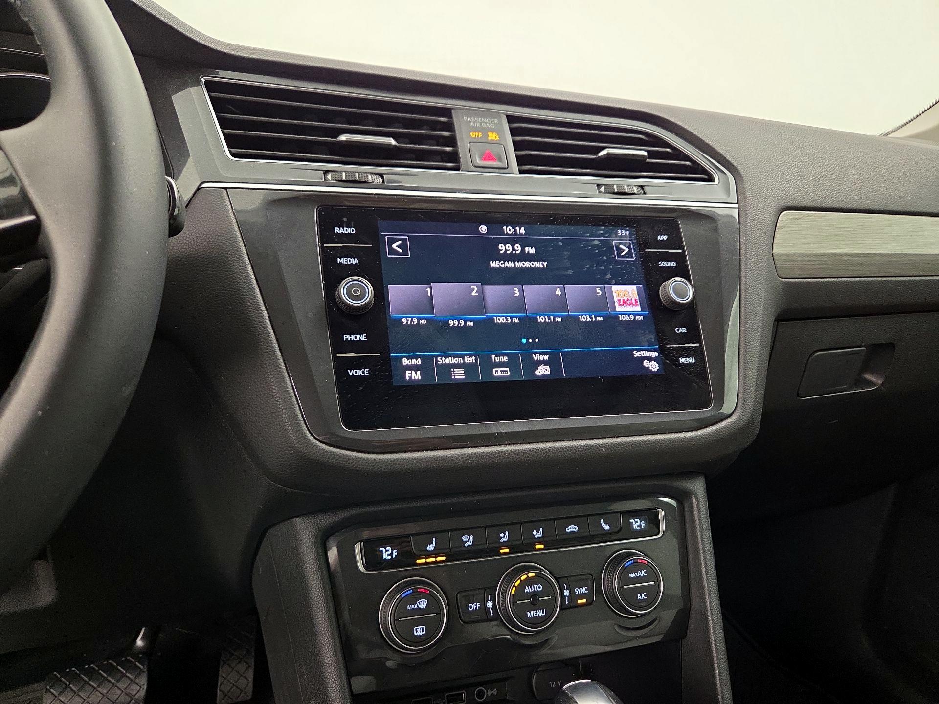 Thumbnail: 2020 Volkswagen Tiguan - 15