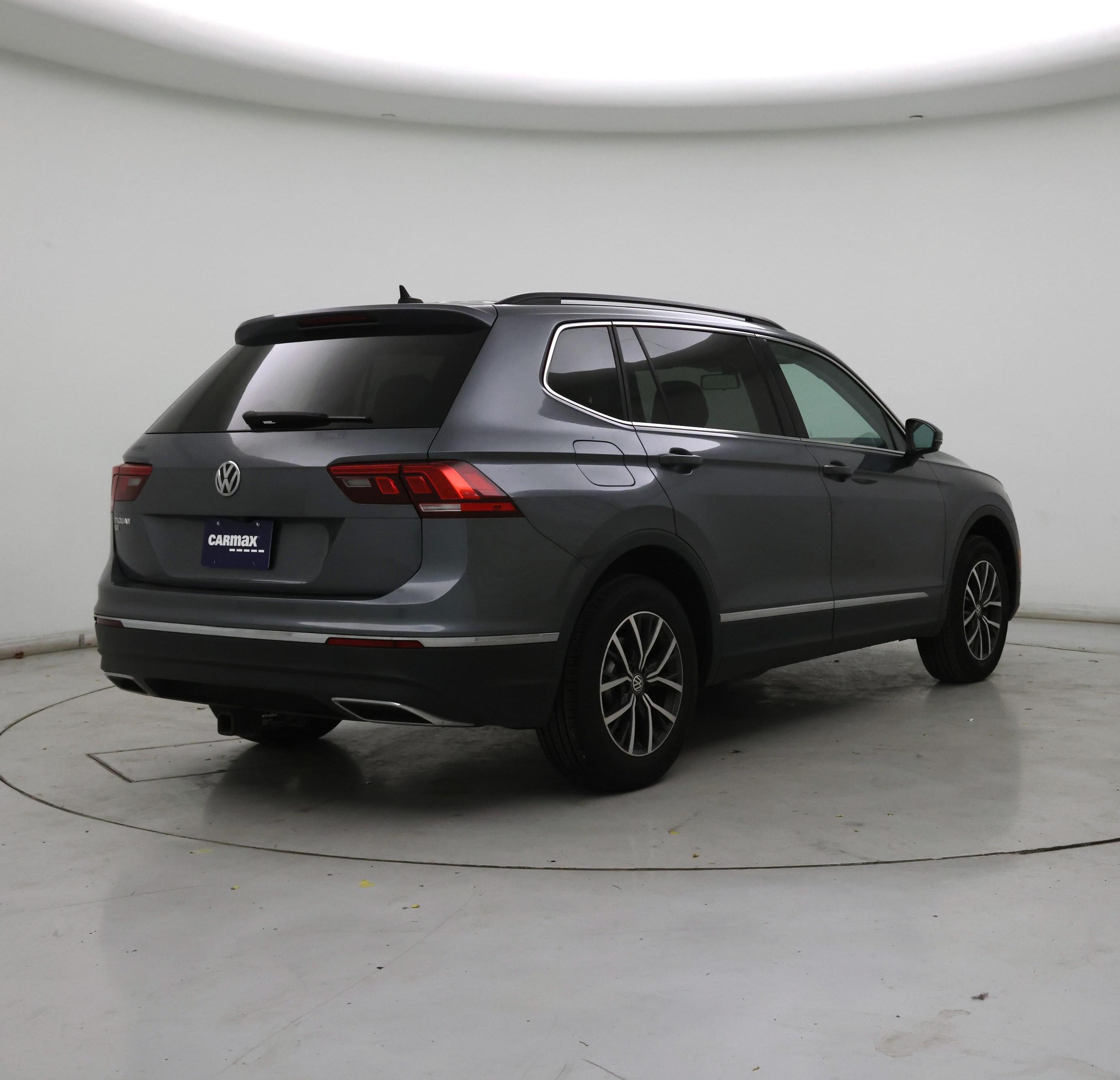 Thumbnail: 2020 Volkswagen Tiguan - 8