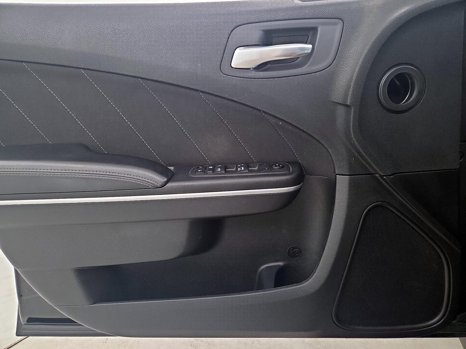 Thumbnail: 2021 Dodge Charger - 12