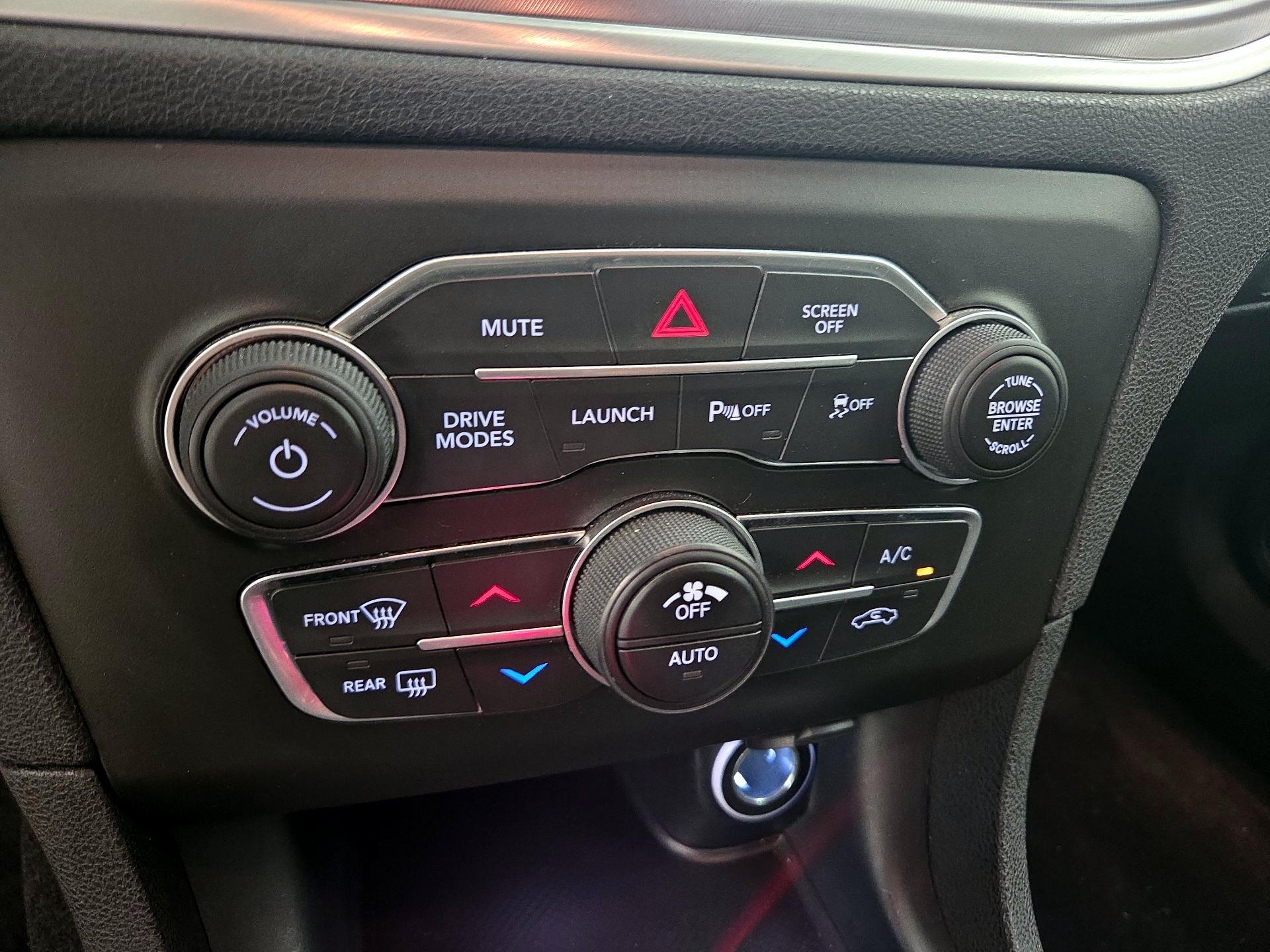 Thumbnail: 2021 Dodge Charger - 16