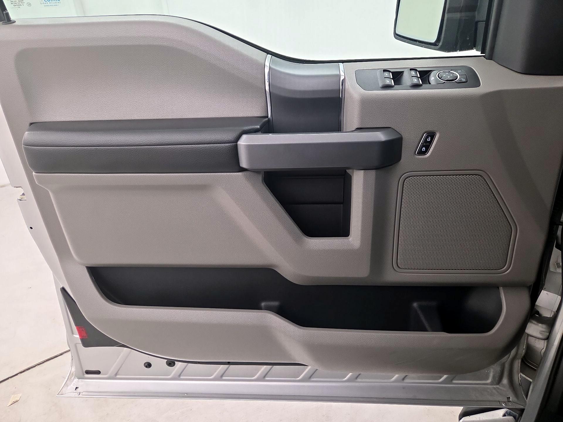 Thumbnail: 2016 Ford F-150 - 12