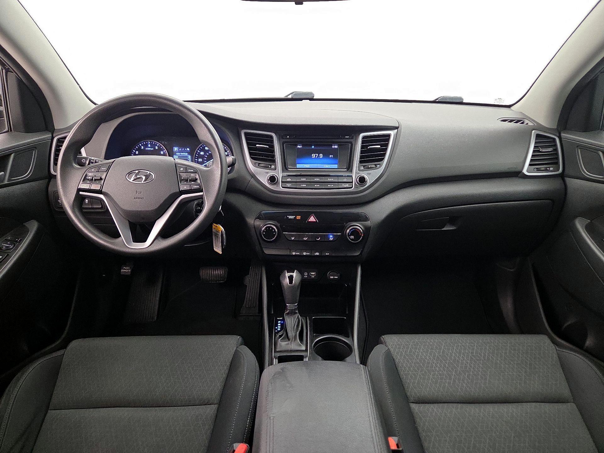 Thumbnail: 2016 Hyundai Tucson - 9