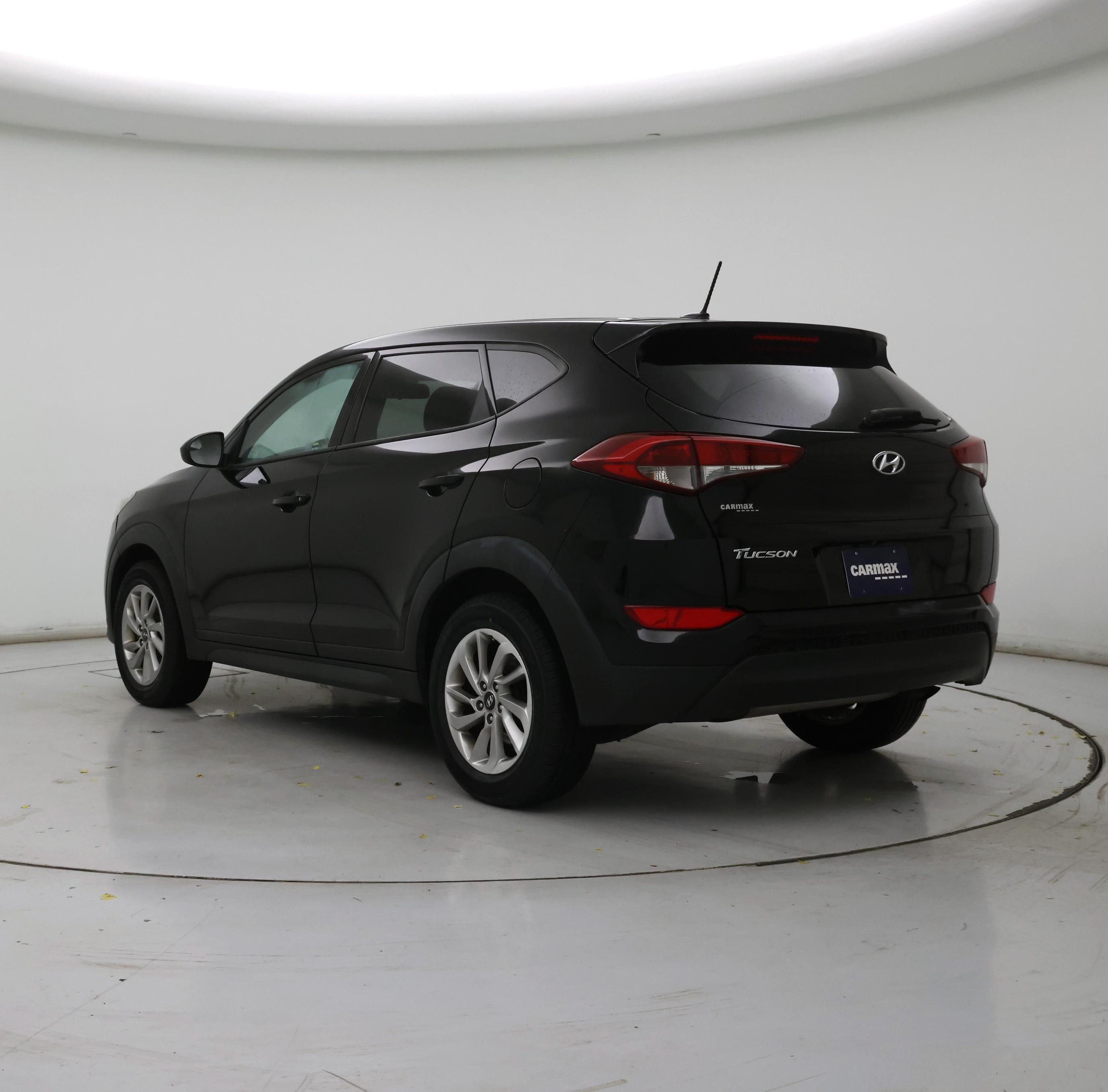 Thumbnail: 2016 Hyundai Tucson - 2