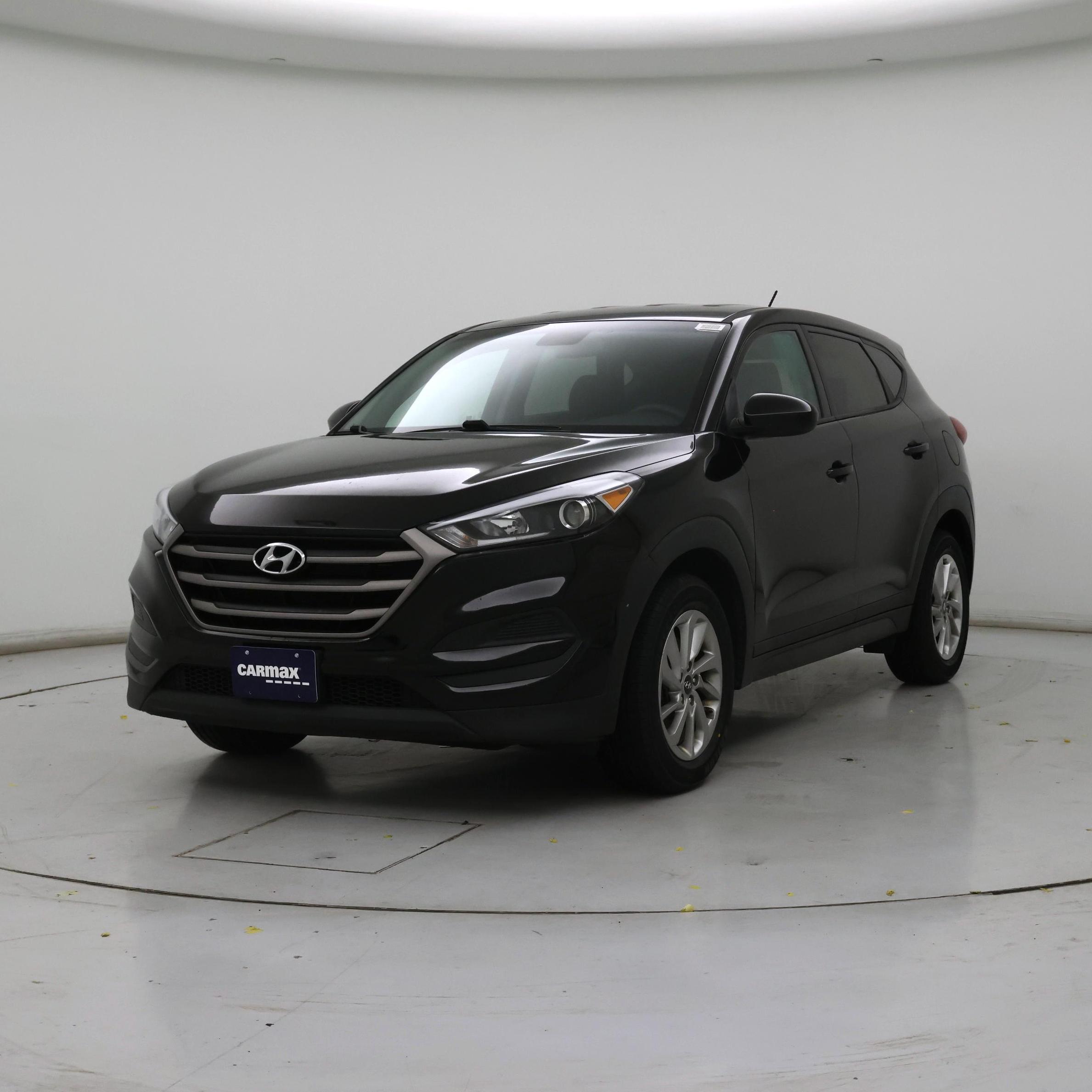 Thumbnail: 2016 Hyundai Tucson - 4