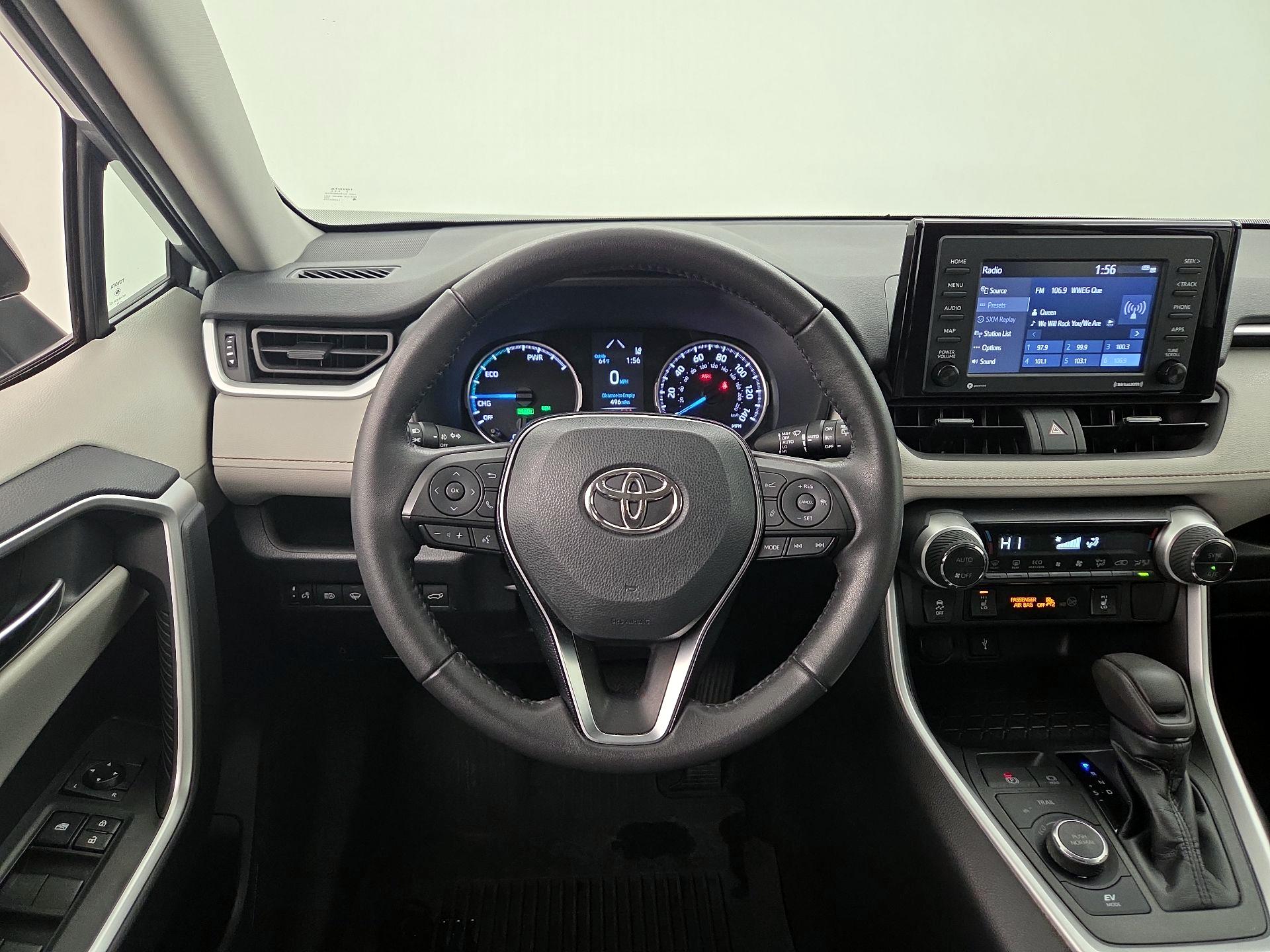 Thumbnail: 2021 Toyota RAV4 - 10