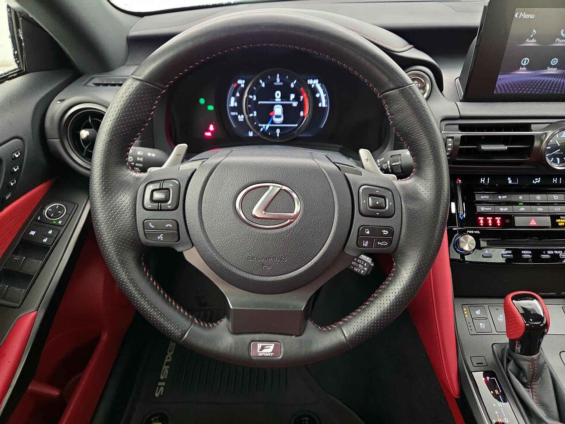 Thumbnail: 2024 Lexus IS - 10