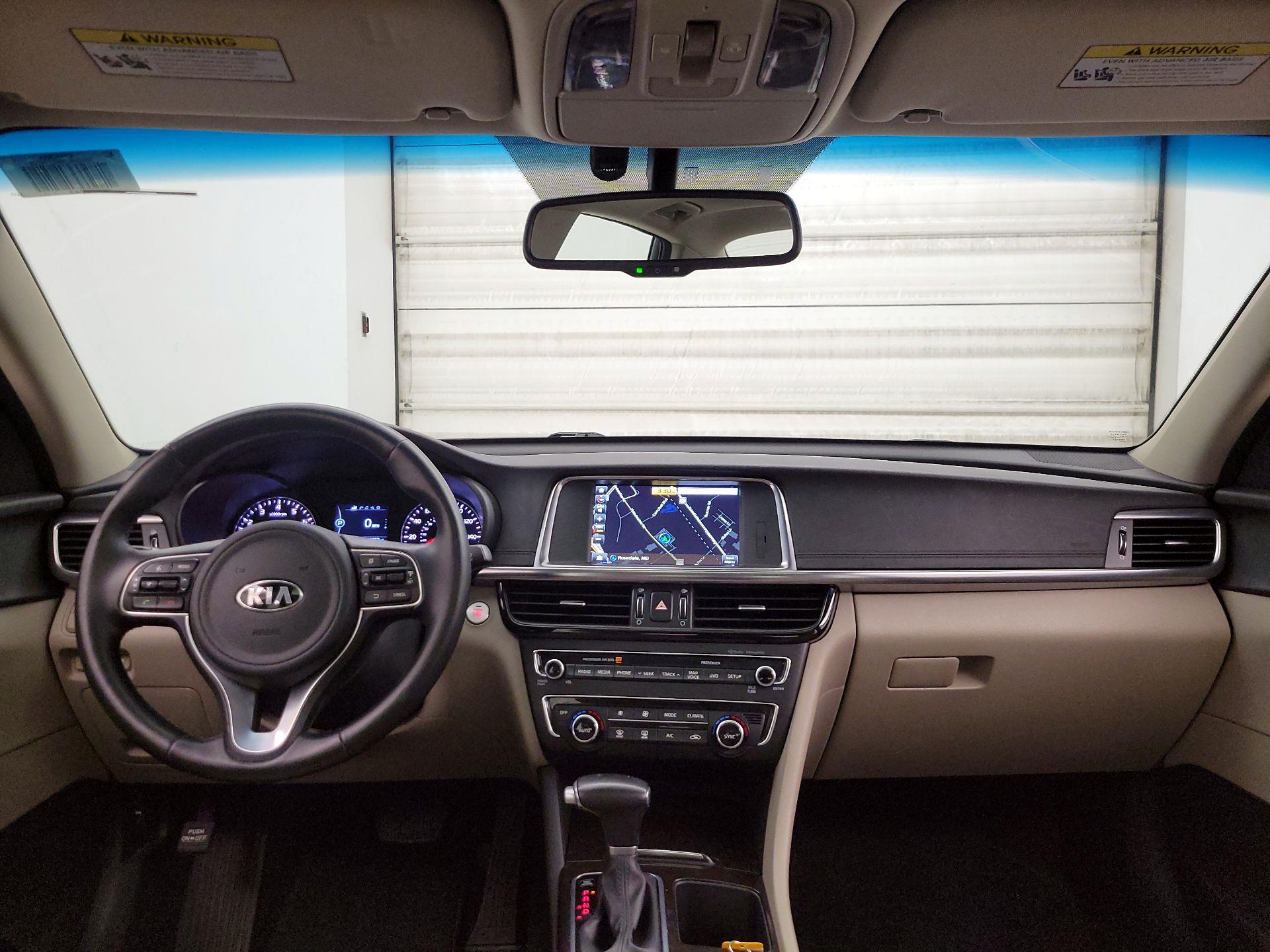 Thumbnail: 2017 Kia Optima - 9