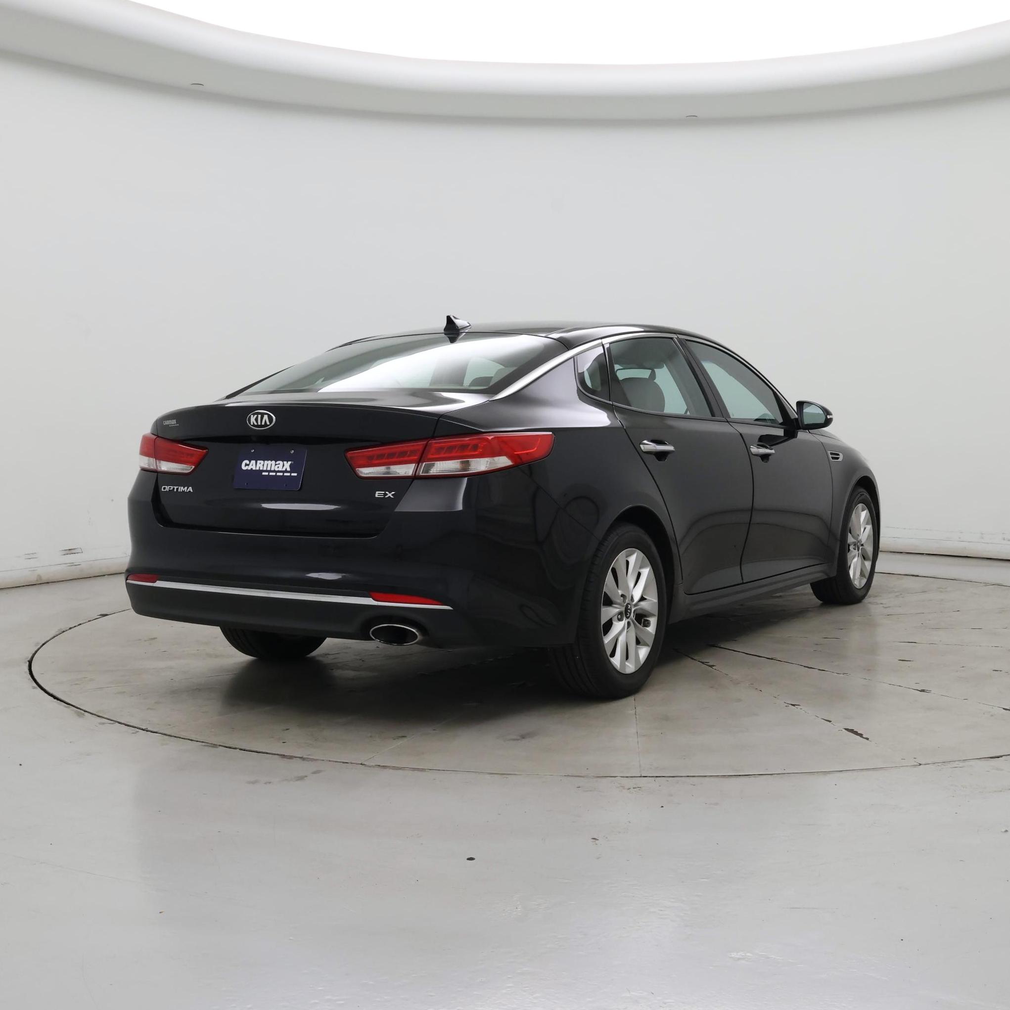 Thumbnail: 2017 Kia Optima - 8