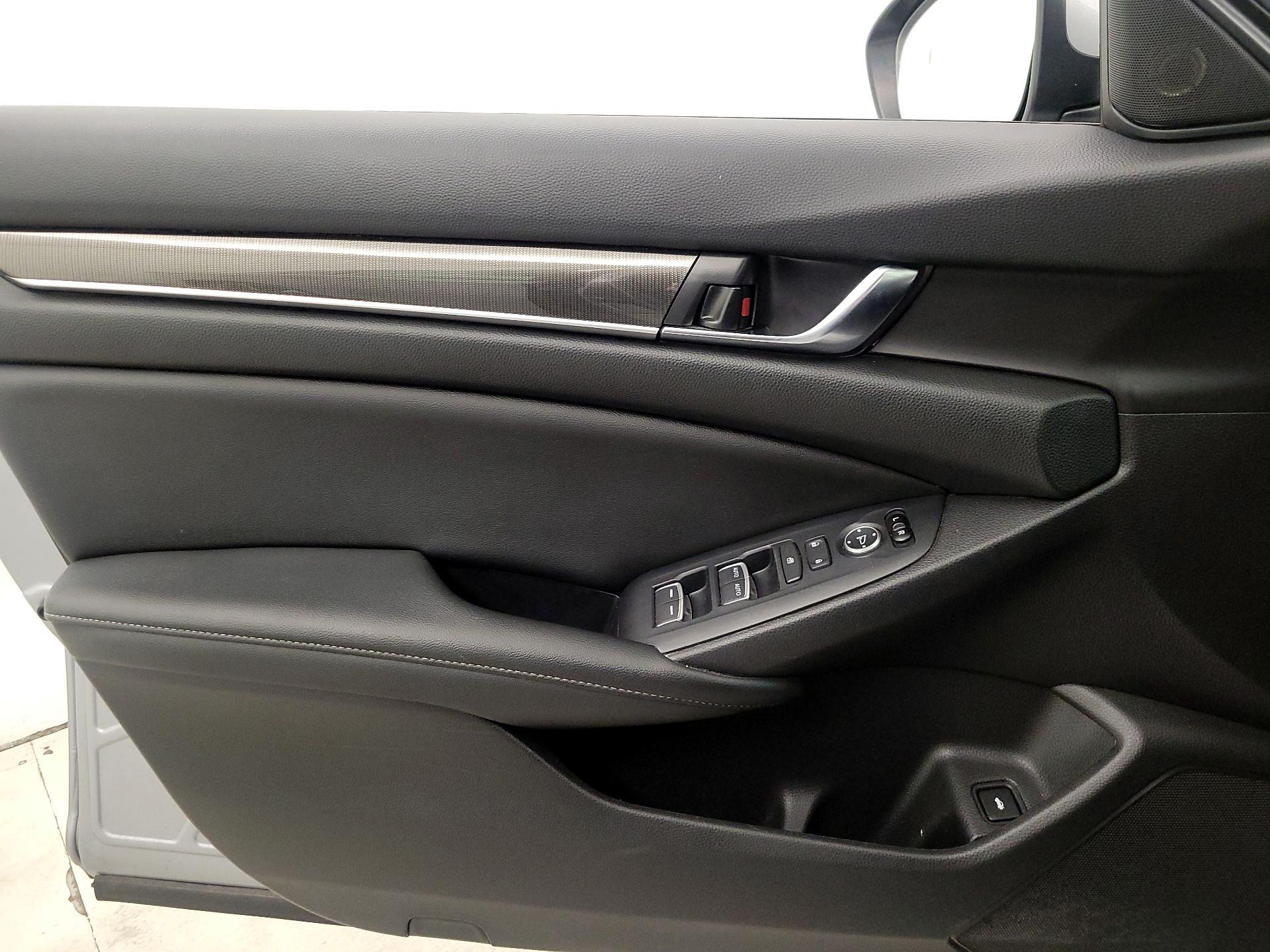 Thumbnail: 2020 Honda Accord - 12