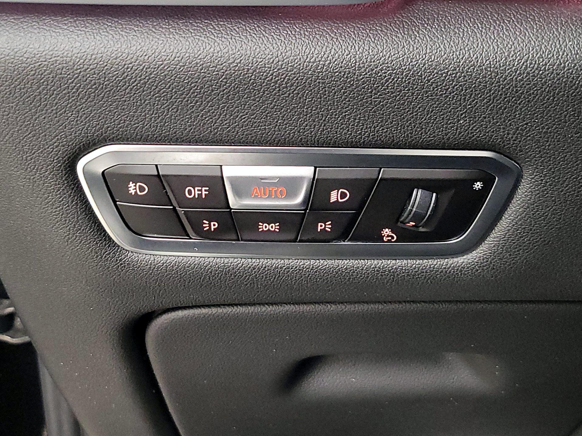 Thumbnail: 2019 BMW X5 - 13