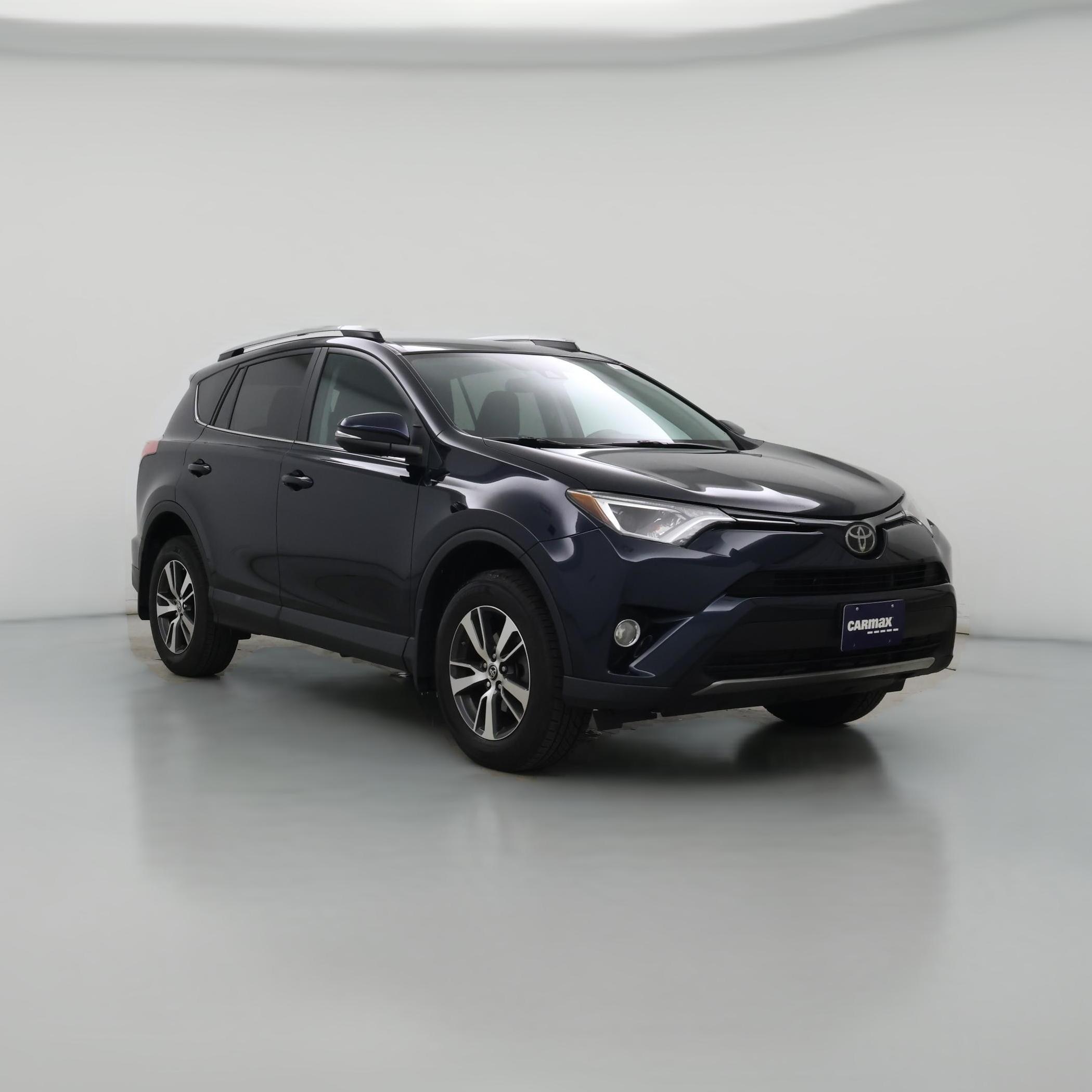 Thumbnail: 2017 Toyota RAV4 - 1