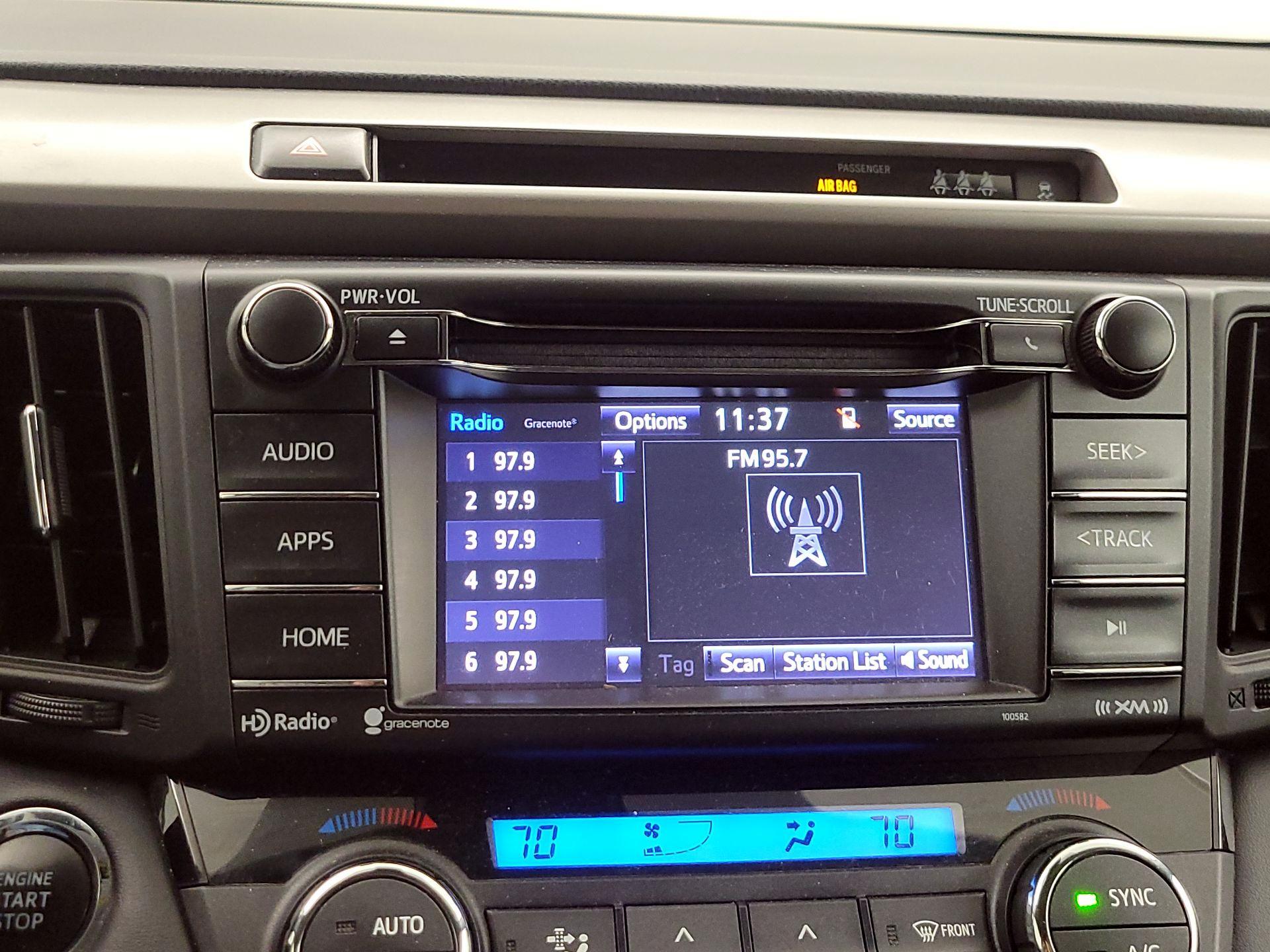 Thumbnail: 2017 Toyota RAV4 - 15