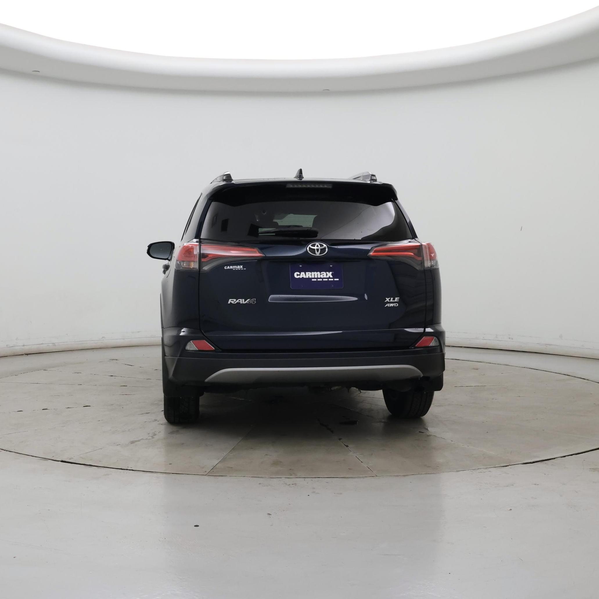 Thumbnail: 2017 Toyota RAV4 - 6