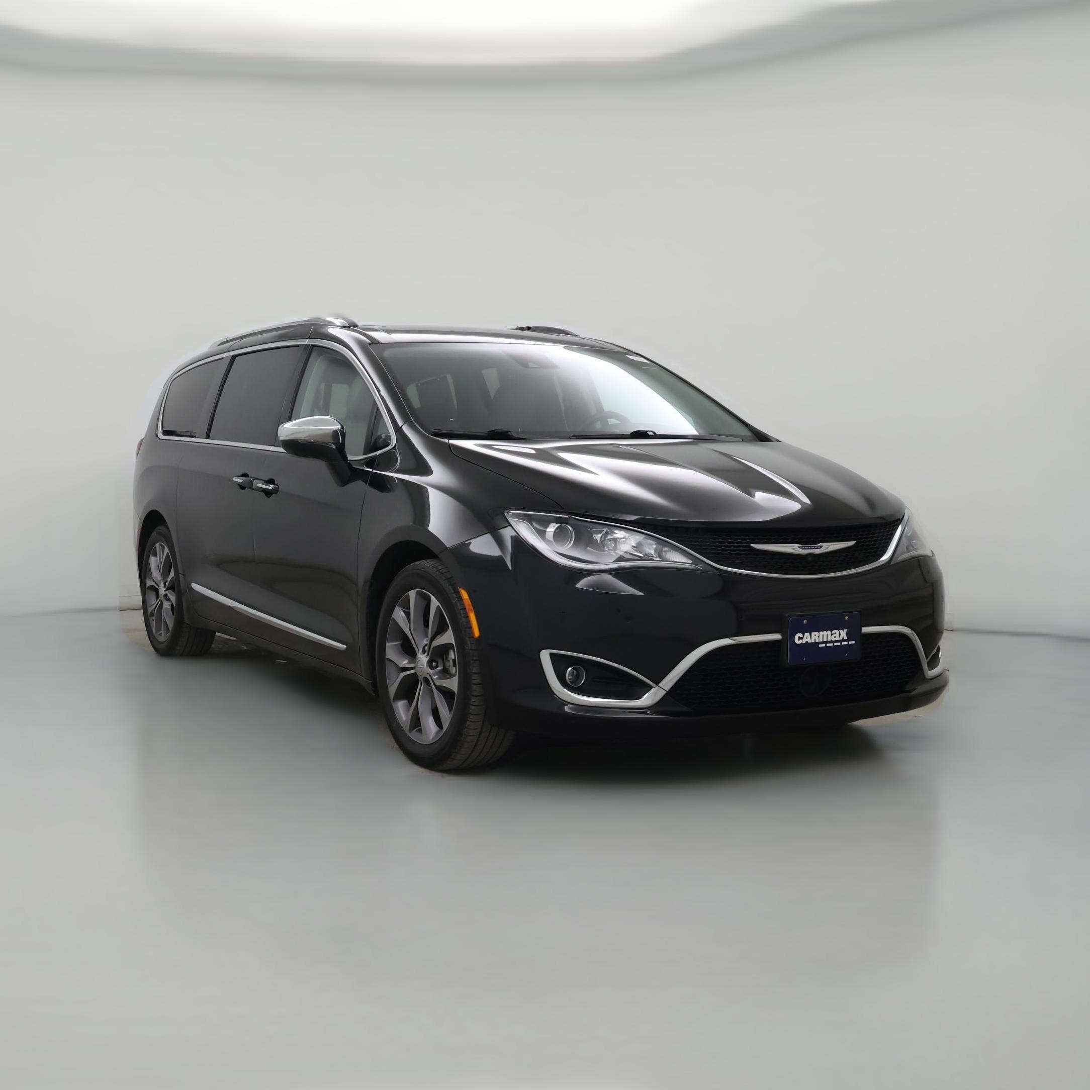 Thumbnail: 2019 Chrysler Pacifica - 1